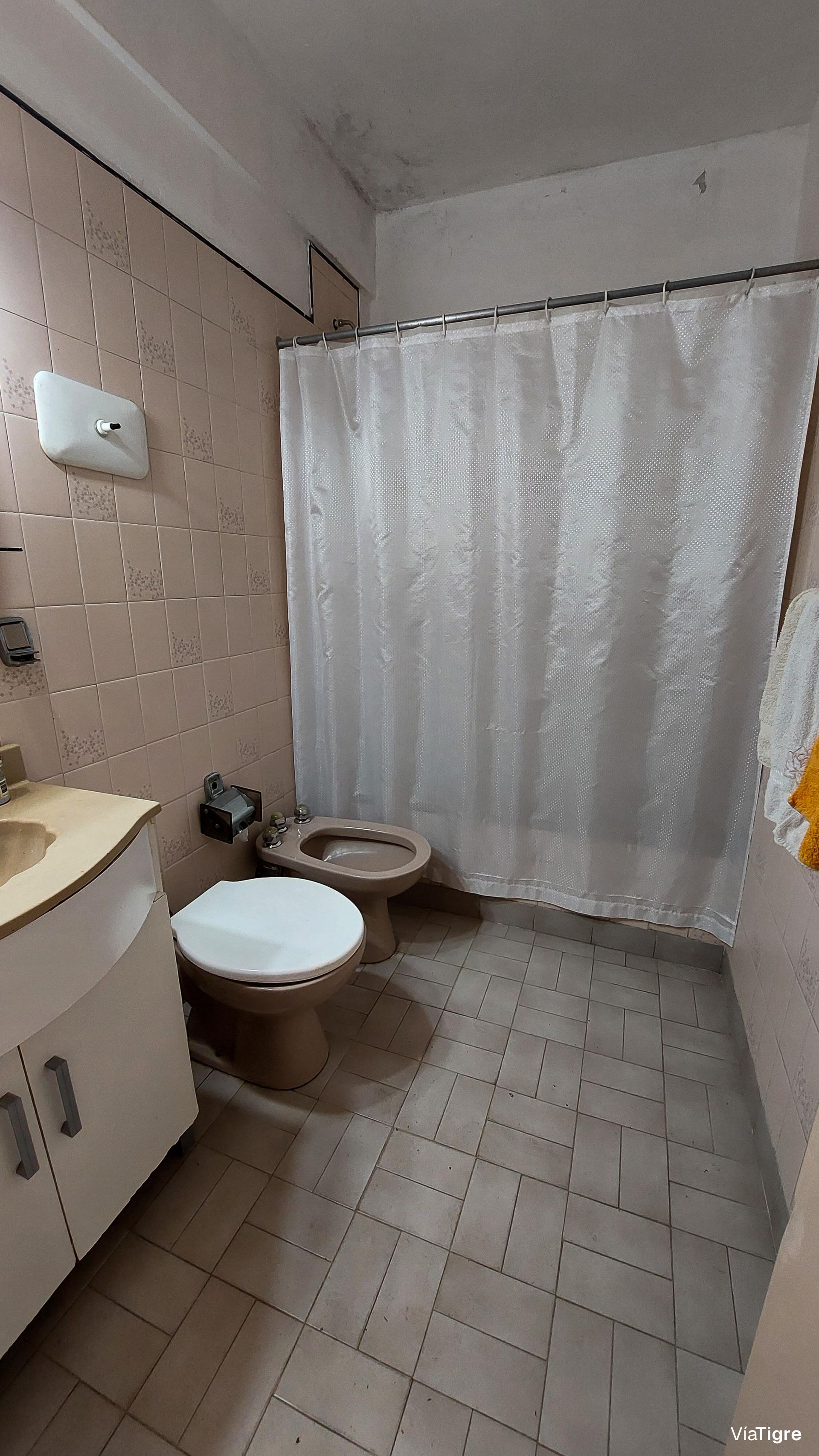 Venta Departamento 3 Amb "Barrio Infico"