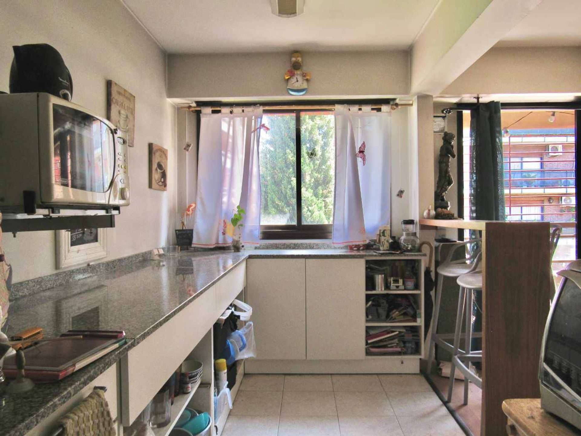 Depto 2 amb duplex FRENTE + COCHERA en La Calabria