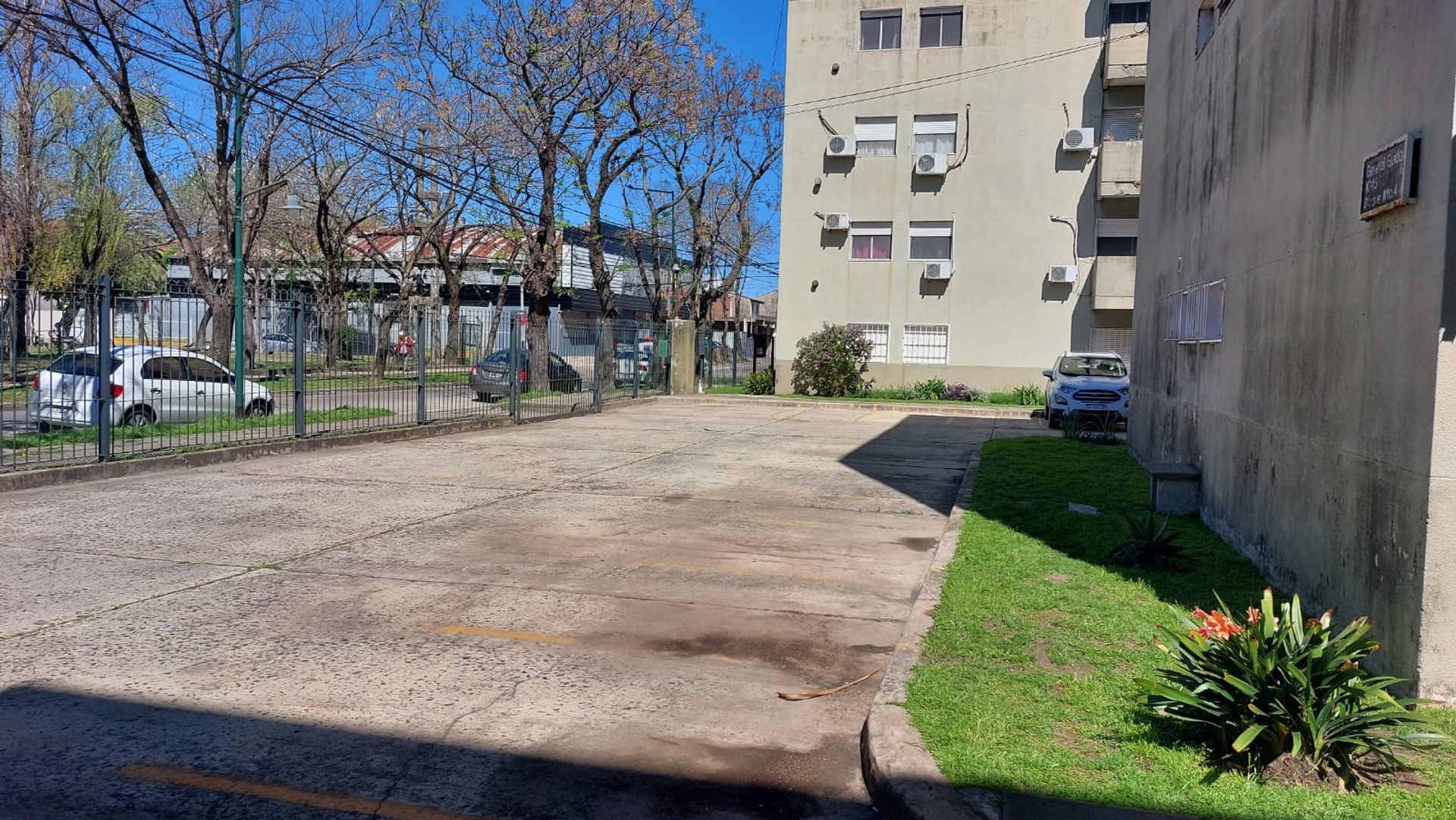Venta 2 Casas 4 amb Patio/Parrilla/Cochera Olivos