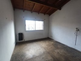 Villa Adelina House for Rent, 4 Rooms, with Parking