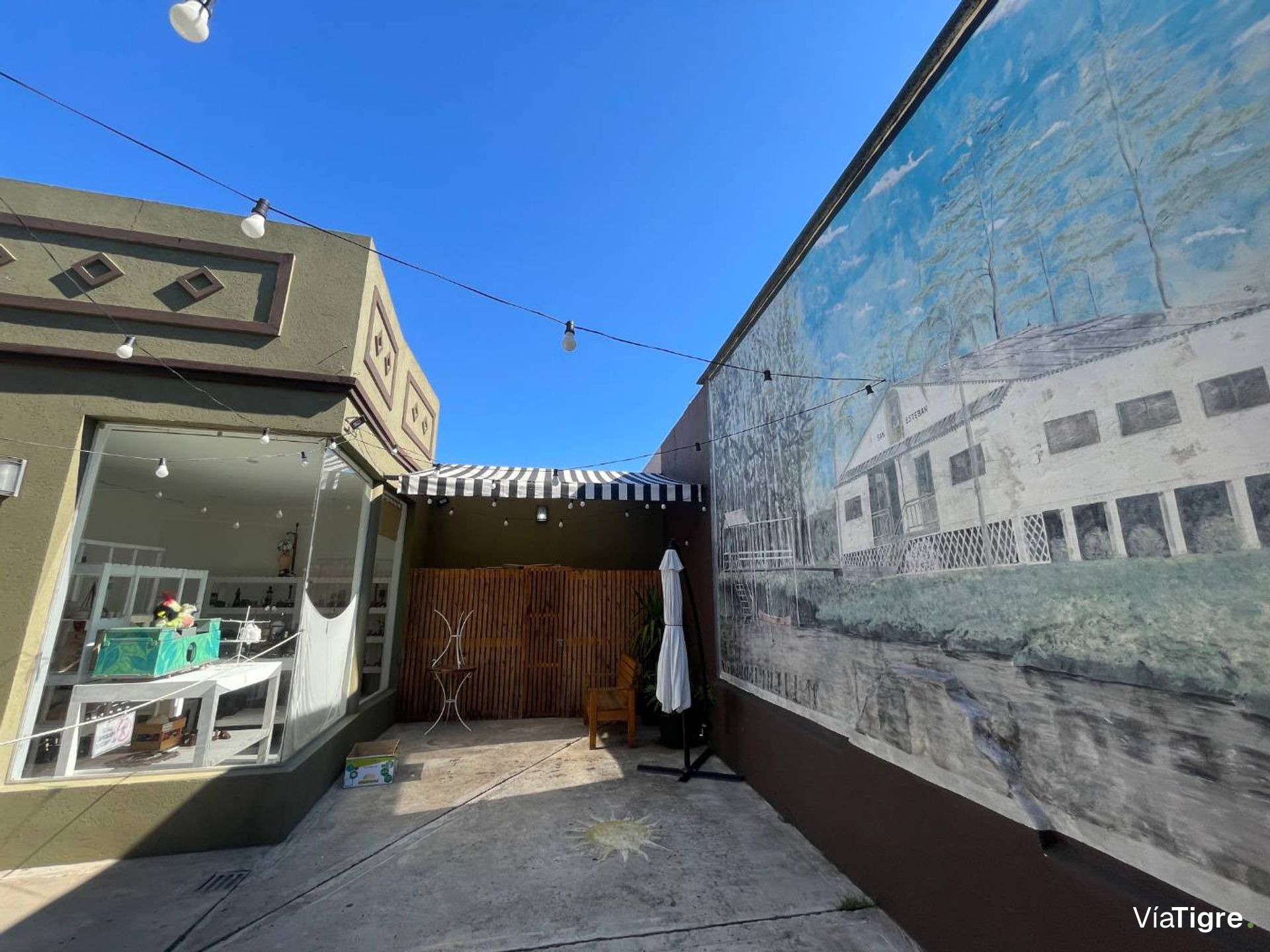 Venta Galeria En Puerto De Frutos Tigre