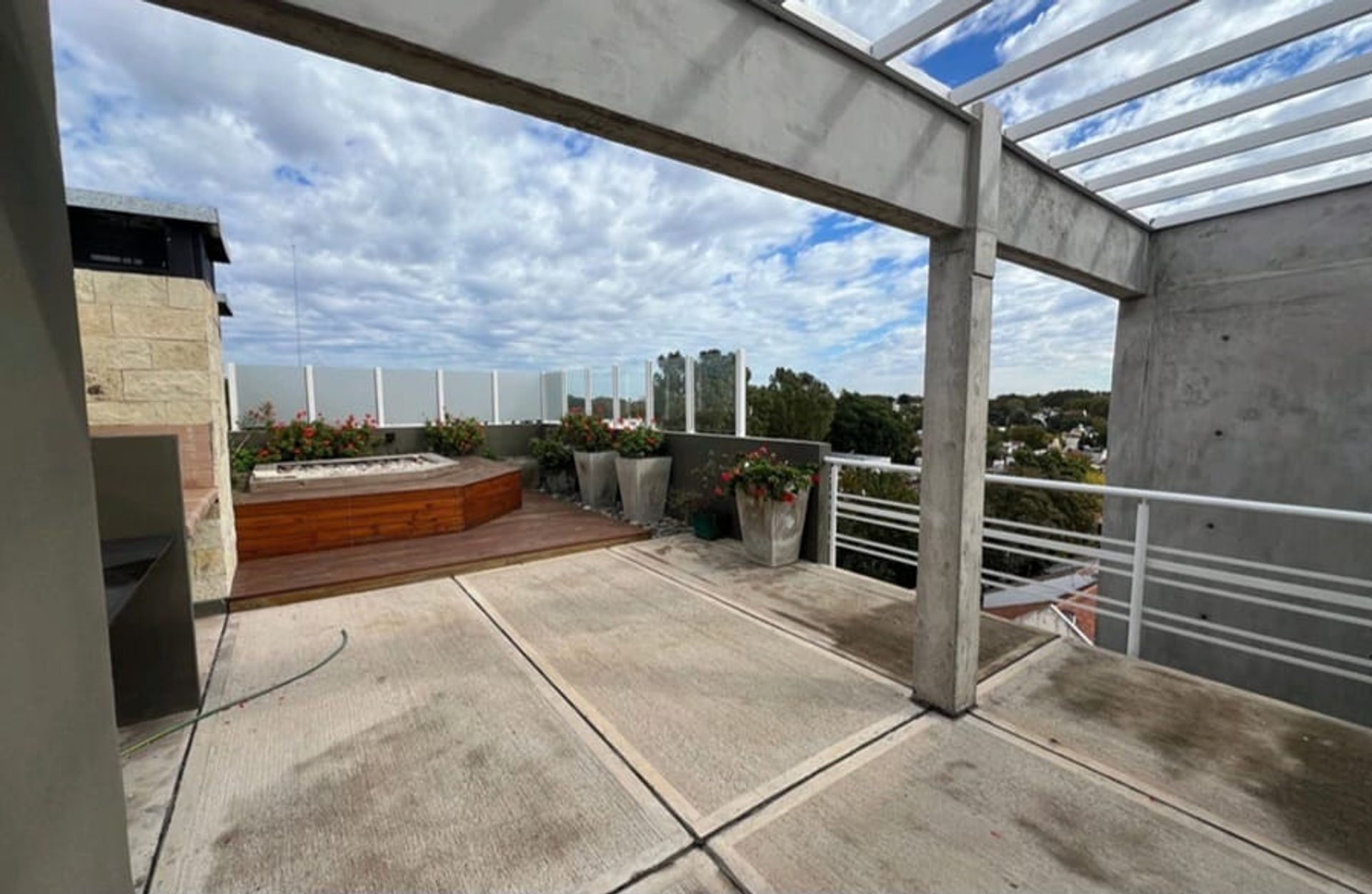 Venta Depto 3 Amb. Coch. Terraza Propia. Florida.