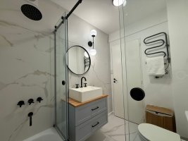 4-room apartment for sale in Martinez, semi-basement