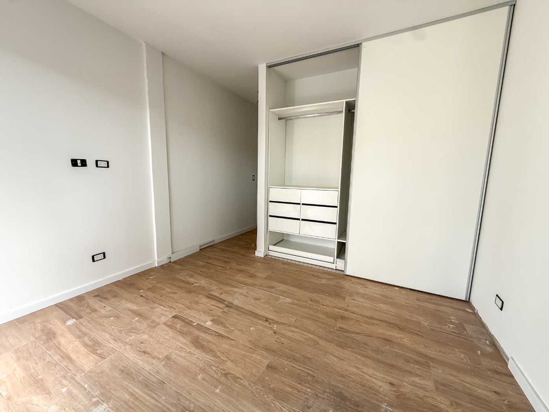 Venta Departamento 4 Amb Con Balcon San Fernando
