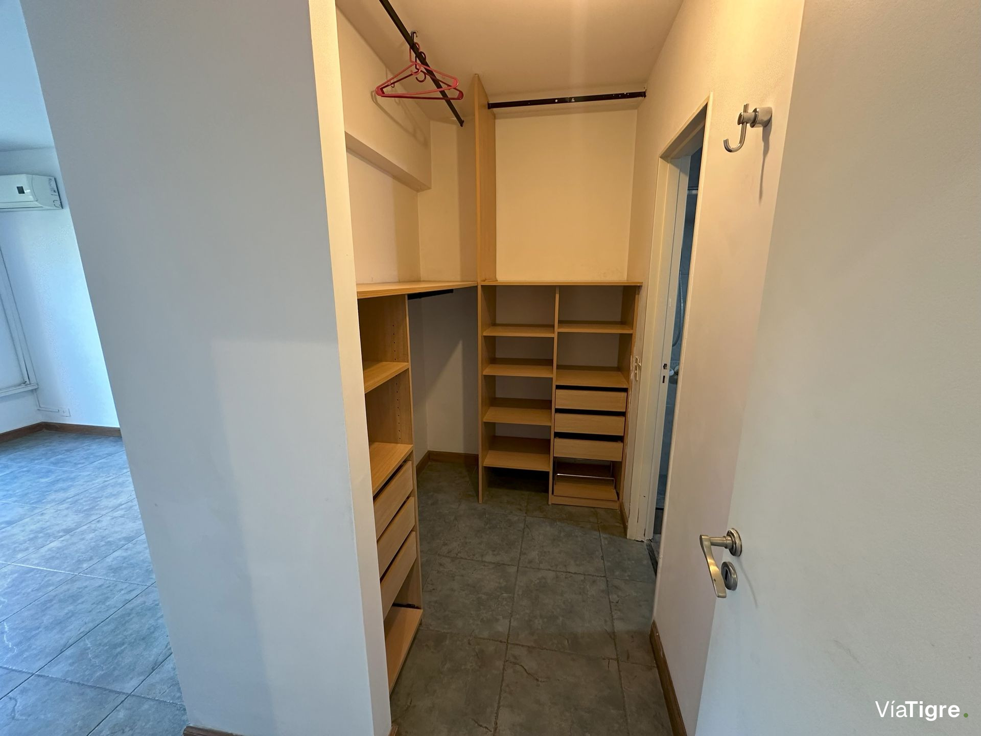 Alquiler Depto PB-3 amb. Jardines de San Isidro