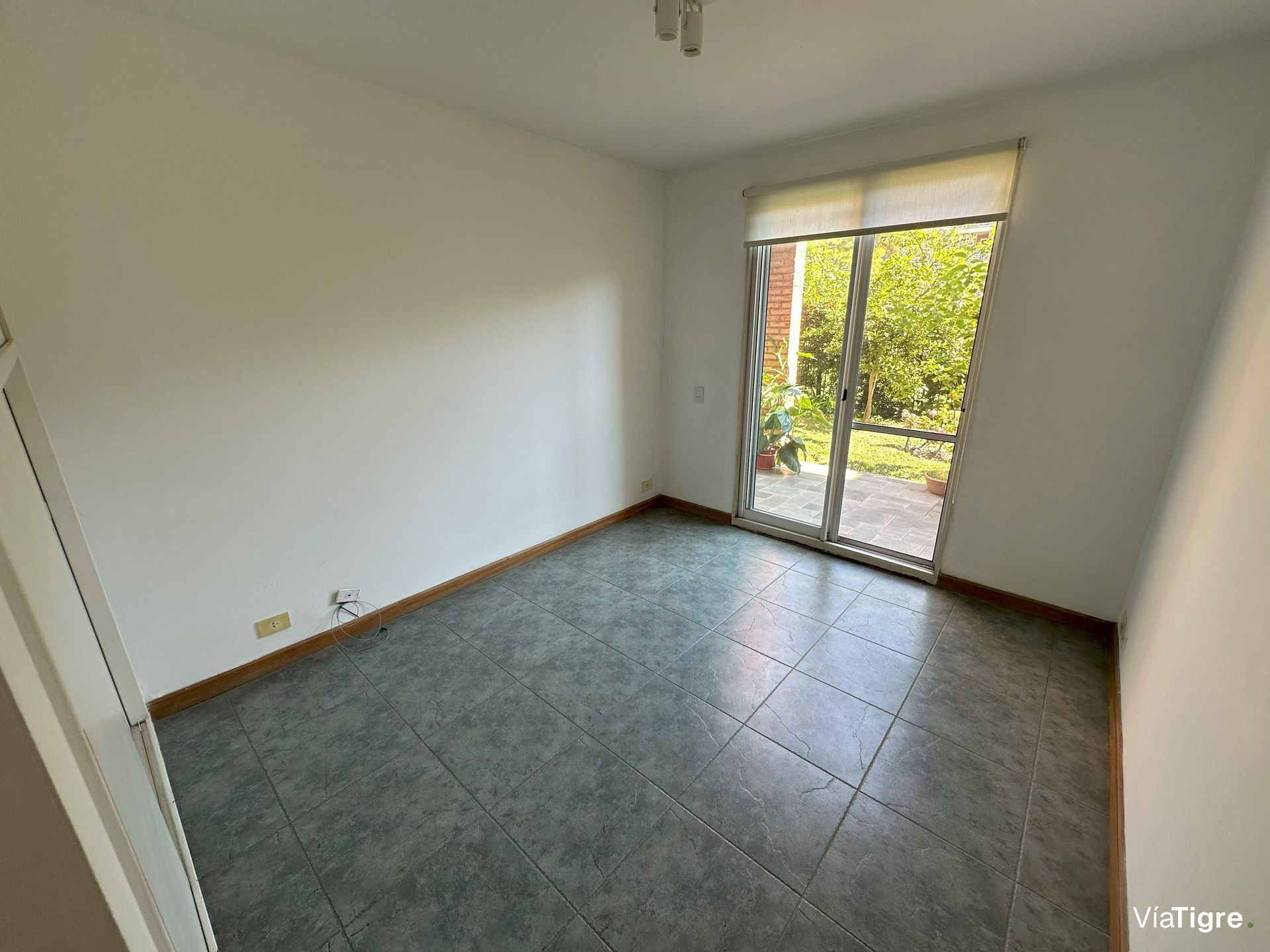 Alquiler Depto PB-3 amb. Jardines de San Isidro