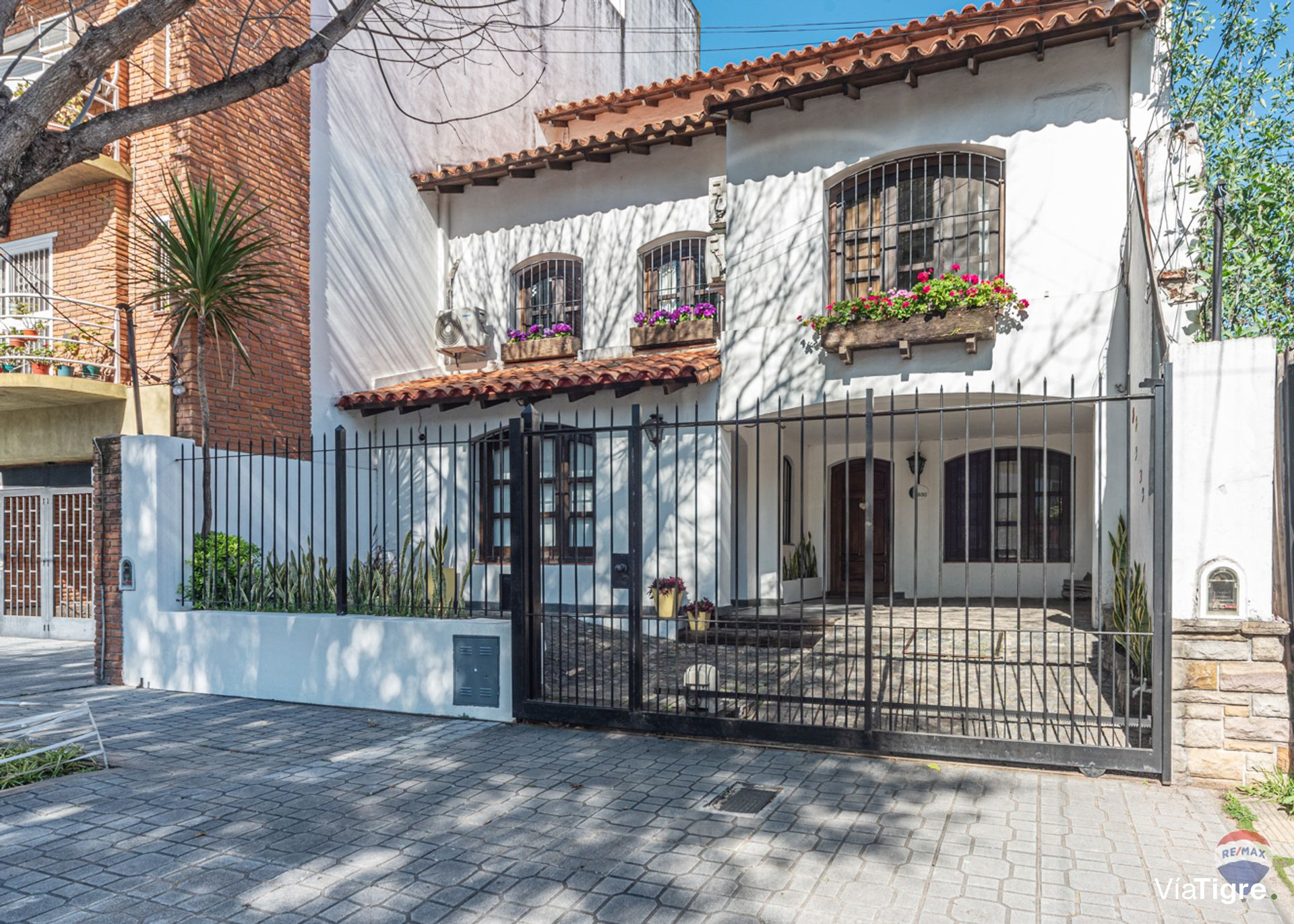 Alquiler Depto PB-3 amb. Jardines de San Isidro