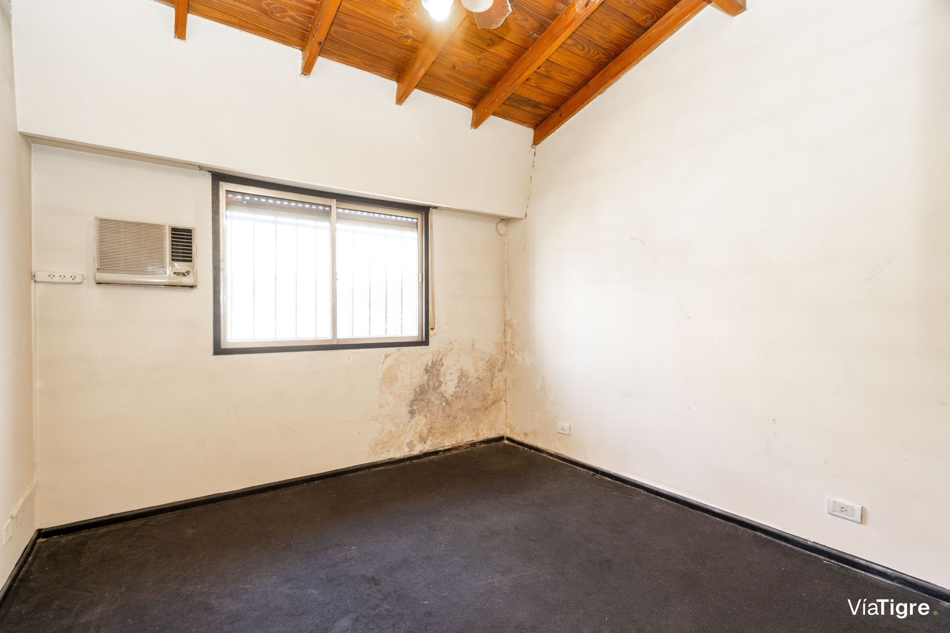 Venta Casa 4 Ambientes Patio Cochera Carapachay