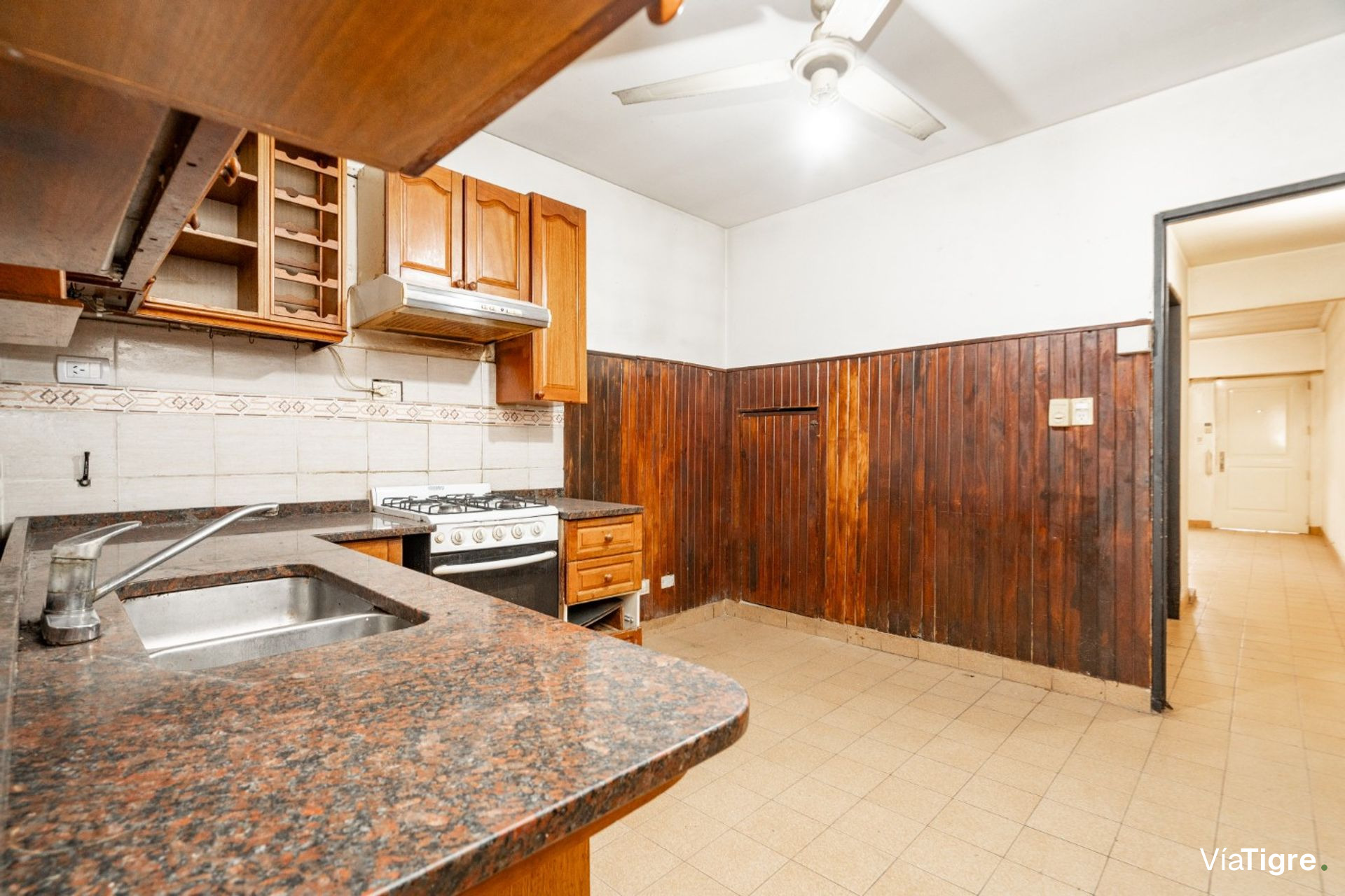 Venta Casa 4 Ambientes Patio Cochera Carapachay