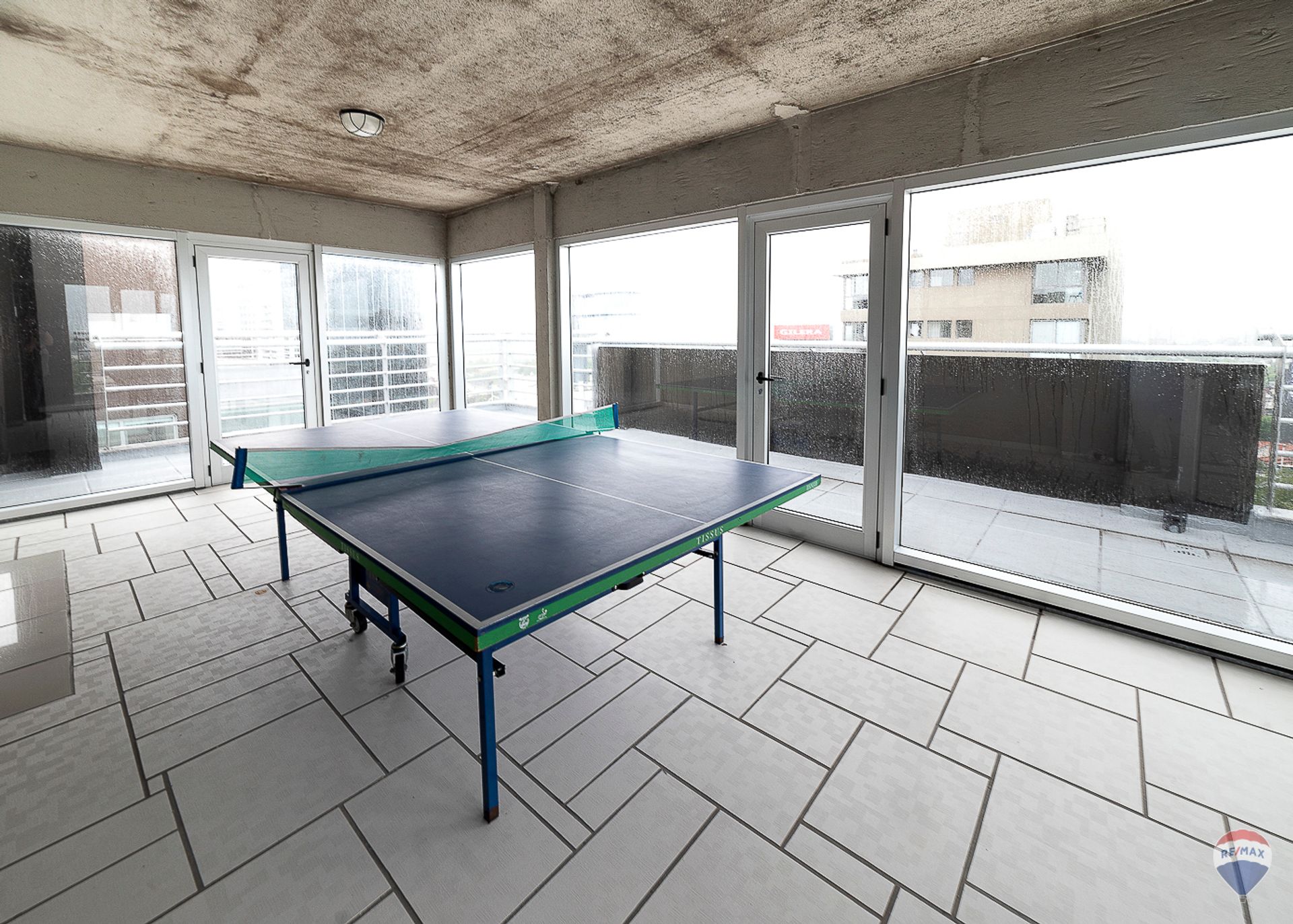 PH de 3 ambientes con terraza, quincho y cochera