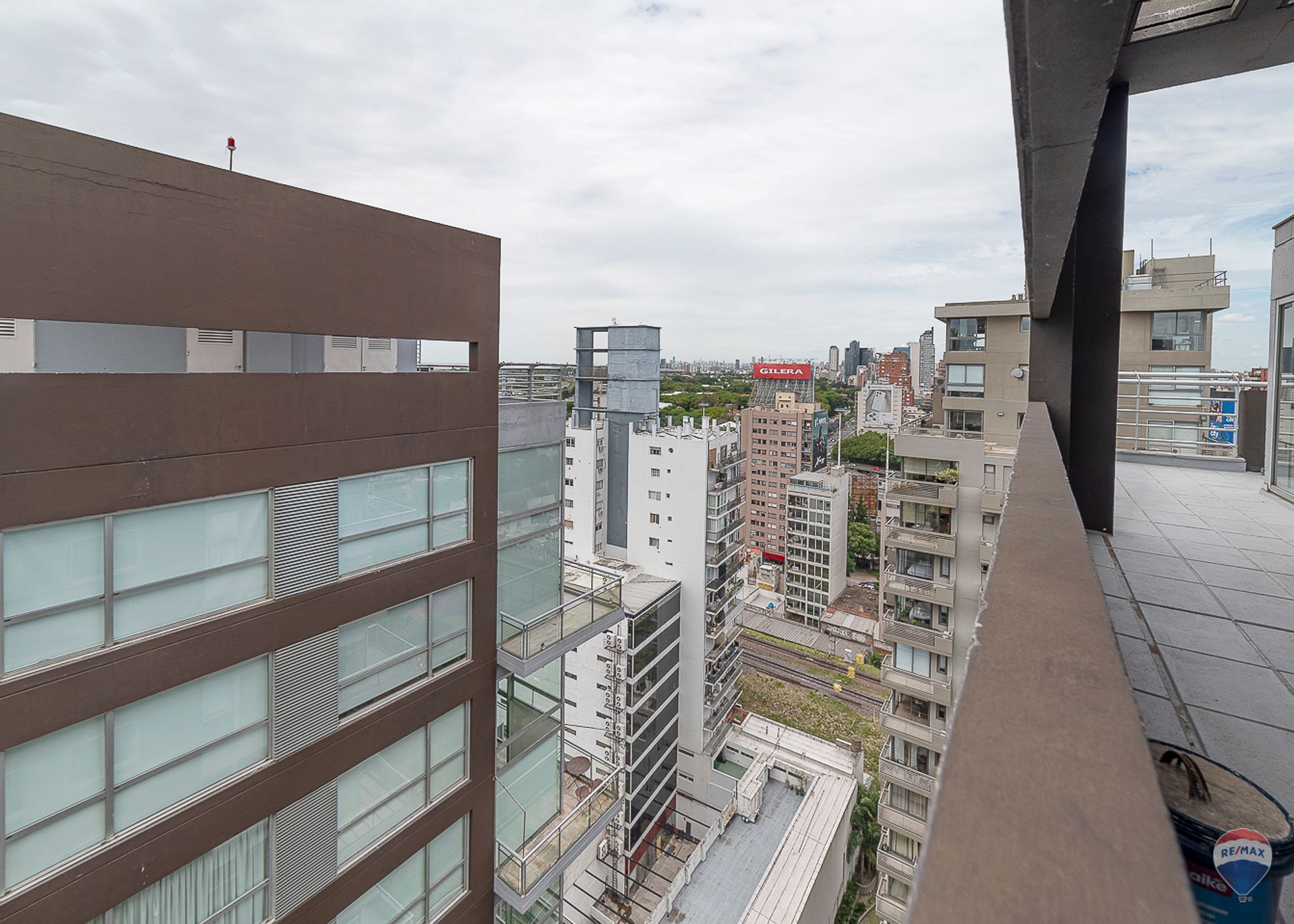 PH de 3 ambientes con terraza, quincho y cochera