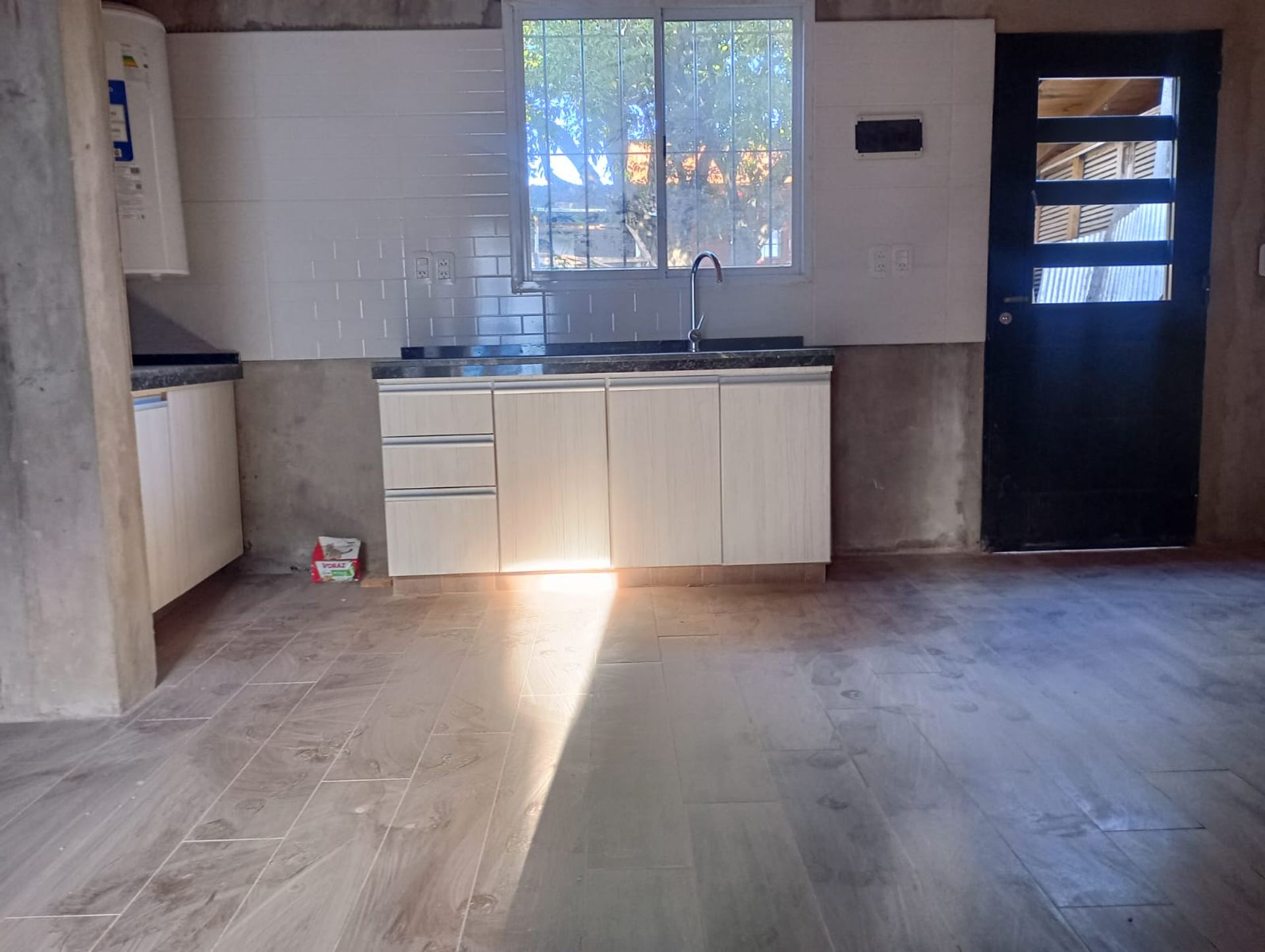 Lote Para Desarrollo En Victoria