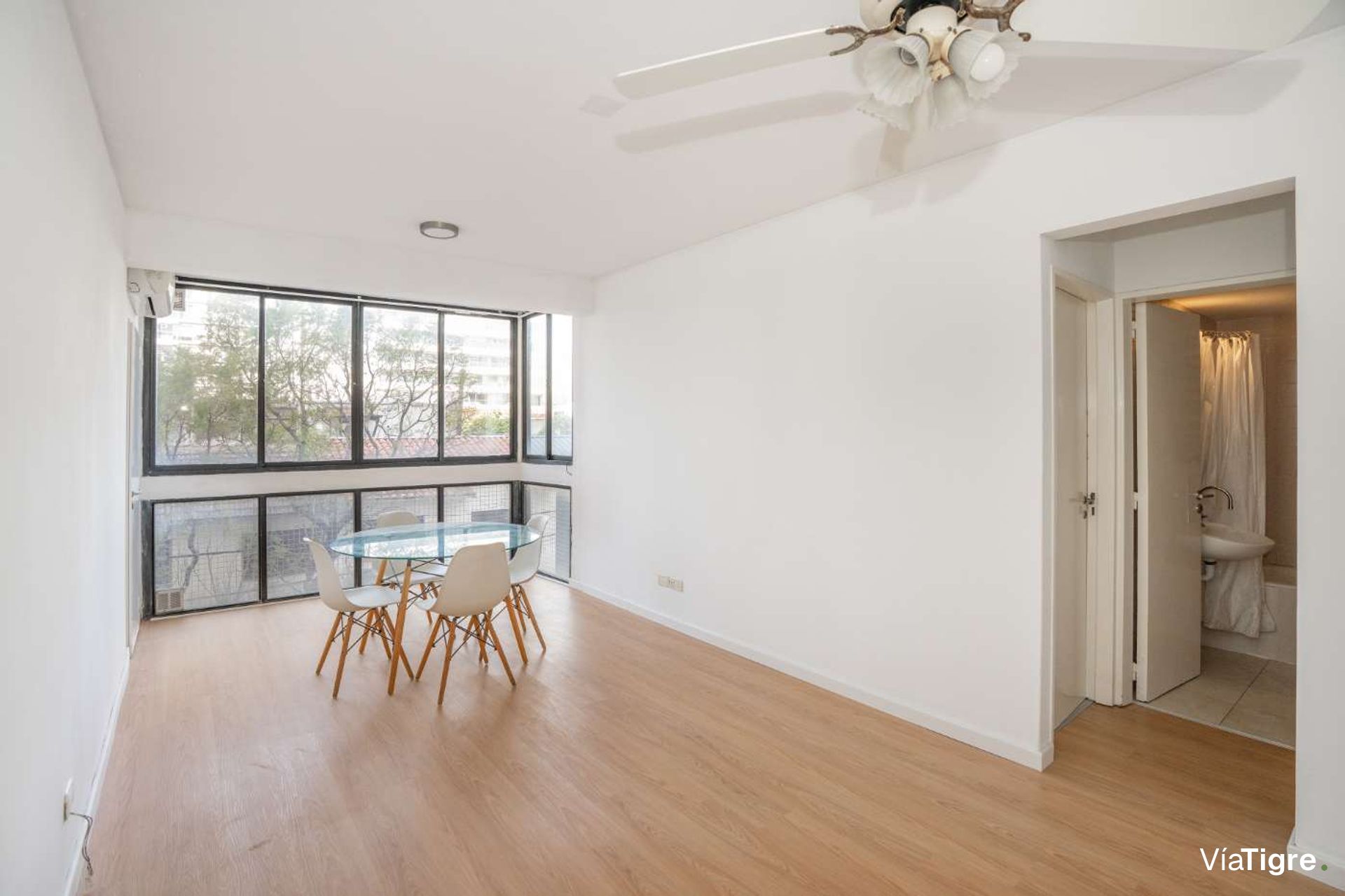 Venta departamento 2 amb Luminoso en Vicente Lopez