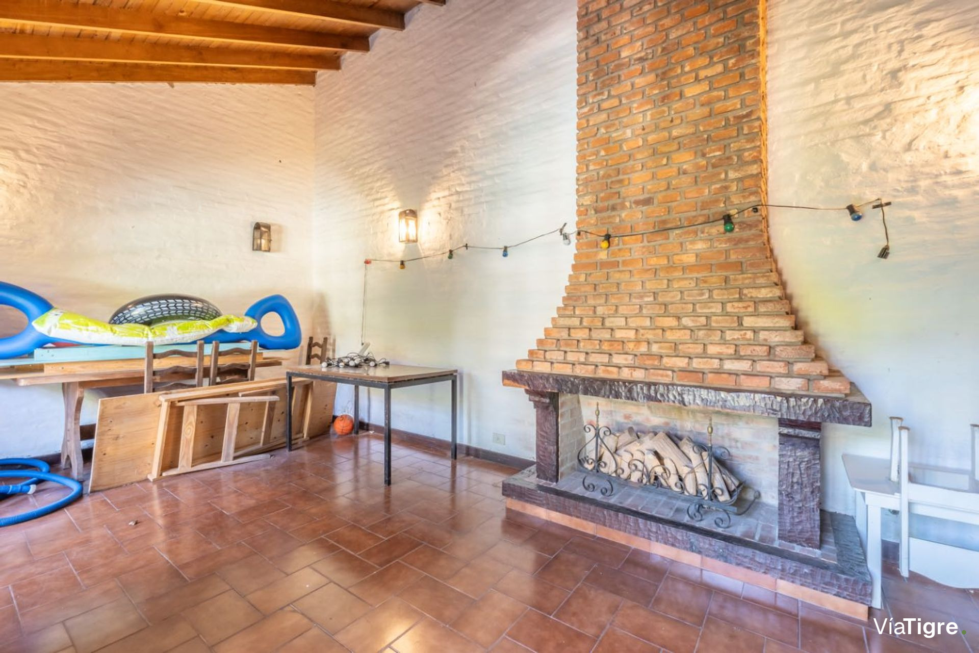 Venta De Dos Cocheras Descubiertas San Isidro