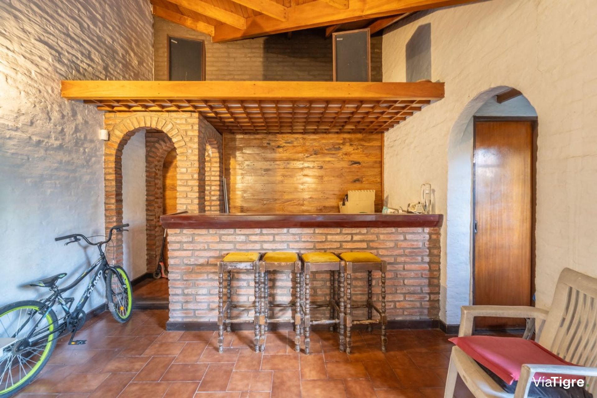 Venta De Dos Cocheras Descubiertas San Isidro
