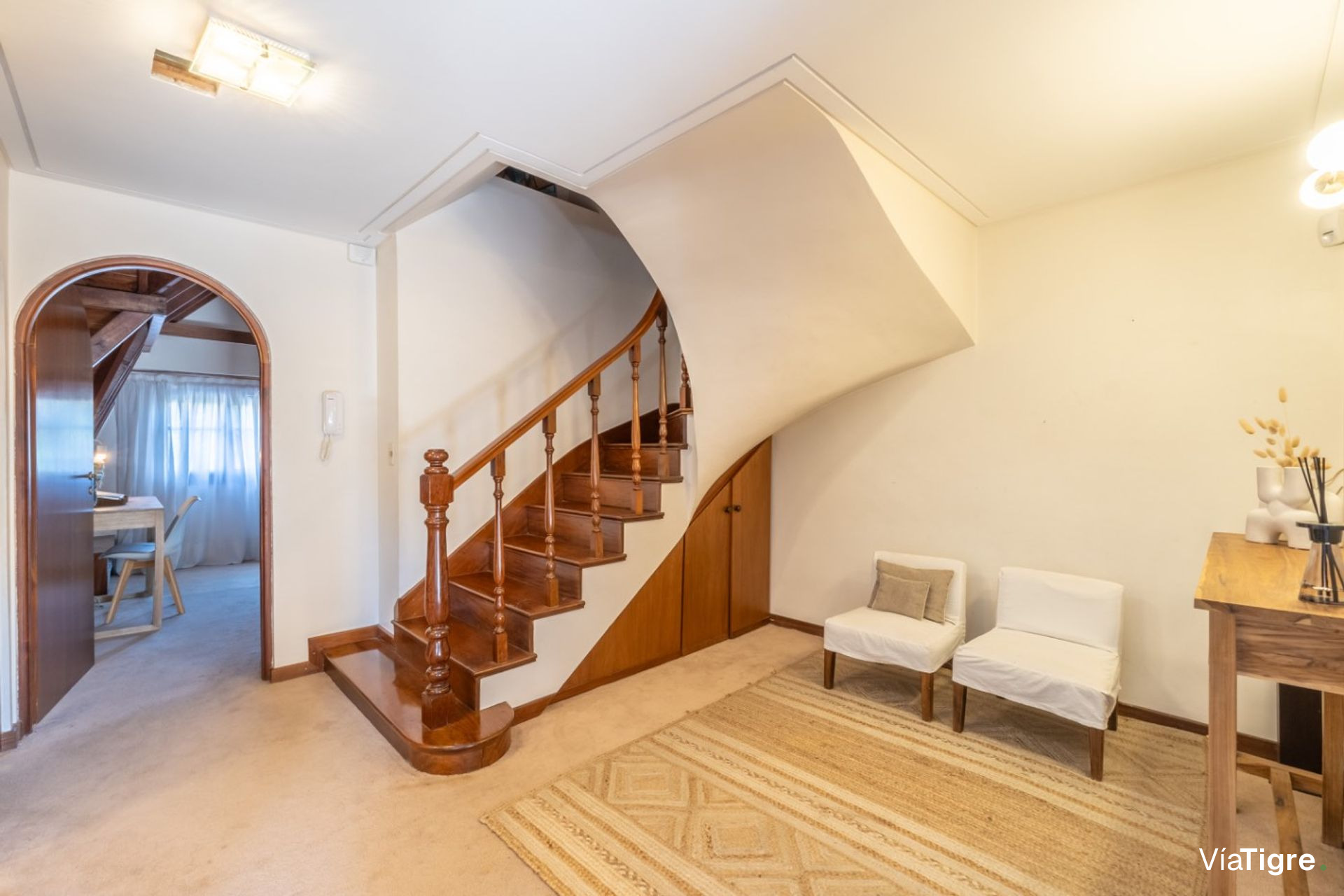 Venta De Dos Cocheras Descubiertas San Isidro