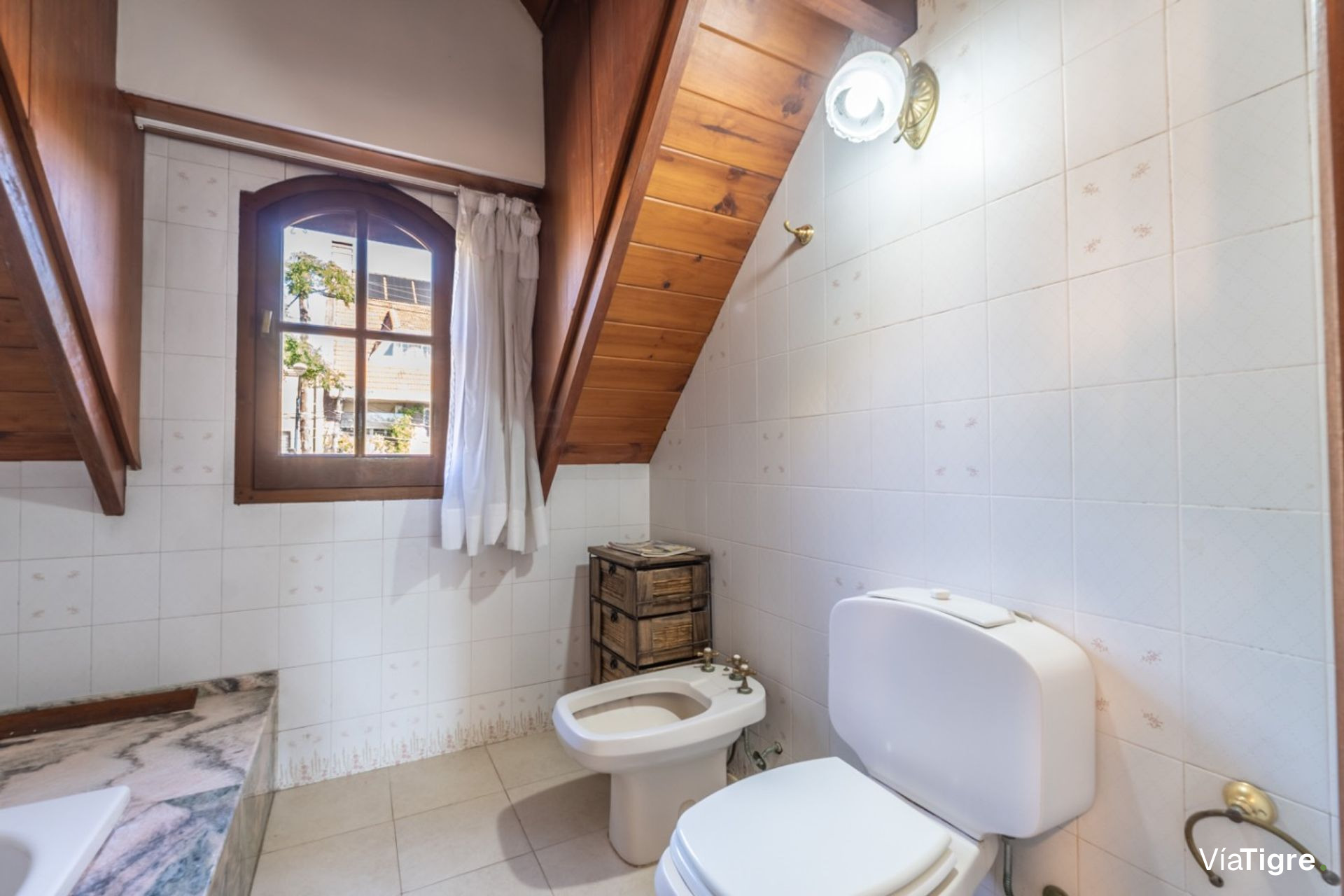 Venta De Dos Cocheras Descubiertas San Isidro