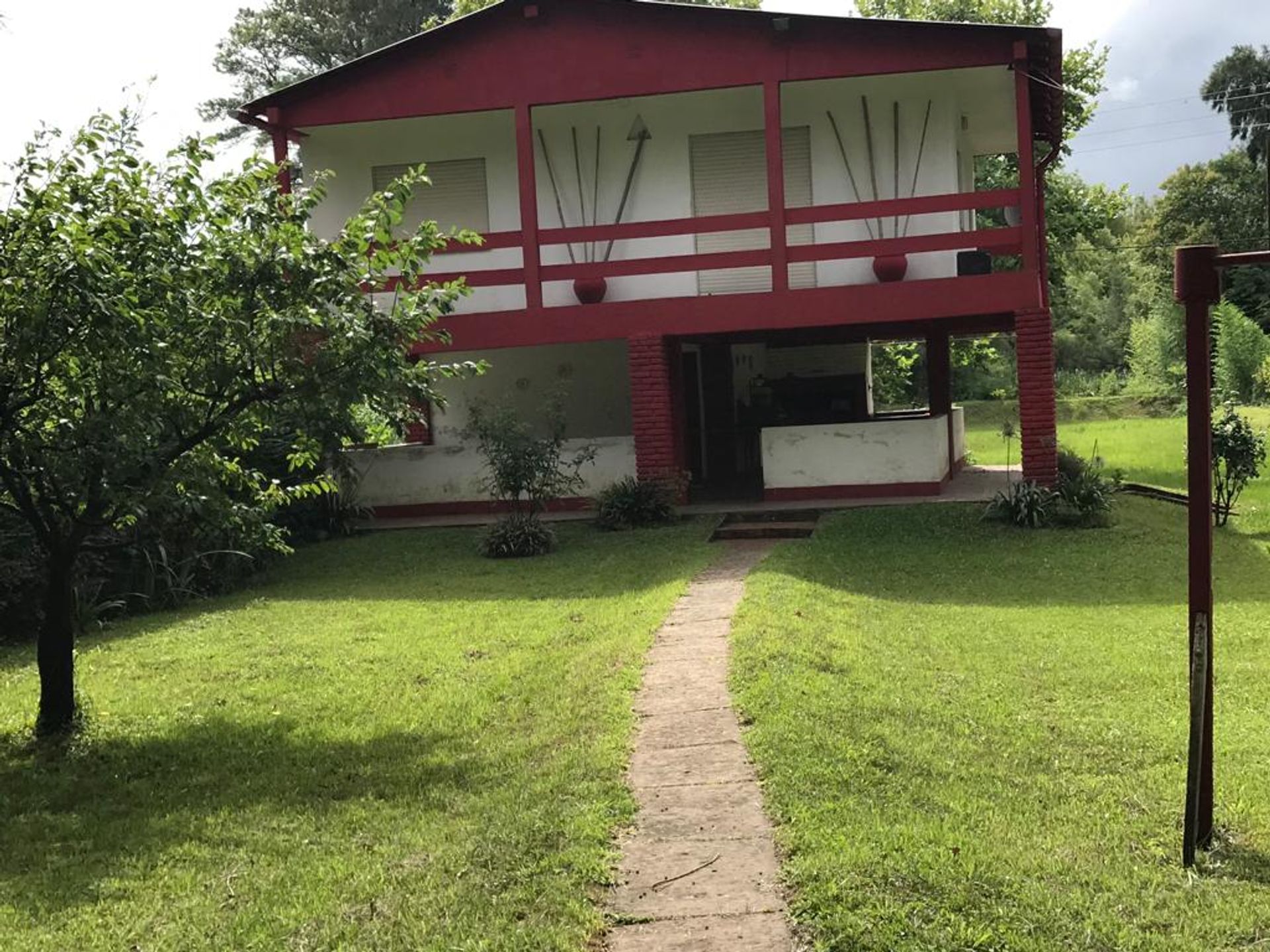 House in the Delta, only 200 meters from the mainland