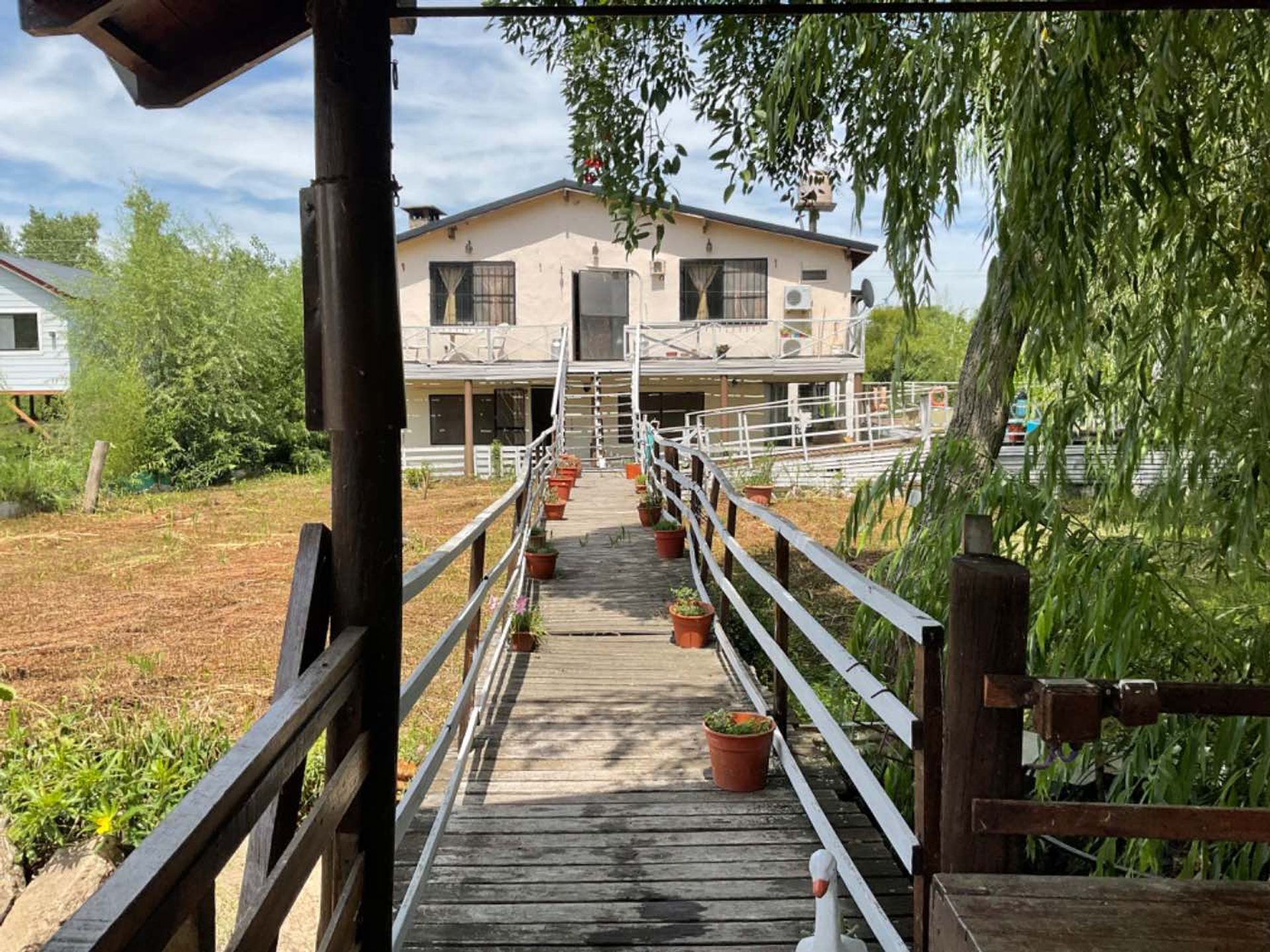 Casa en el Delta, a sólo 200 metros del continente