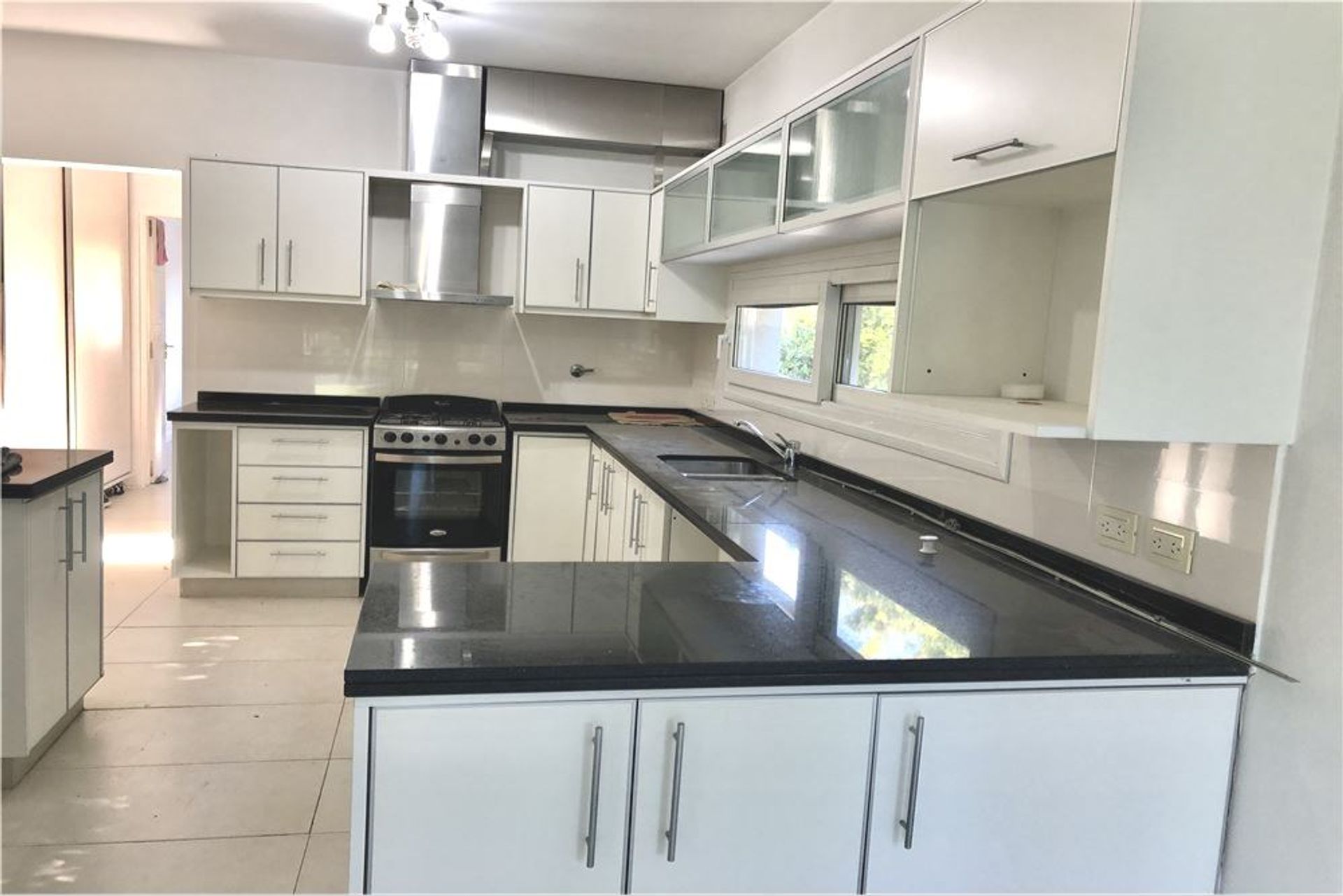Alquiler Casa 4 Dorm Barrio Greenlands BUENA VISTA