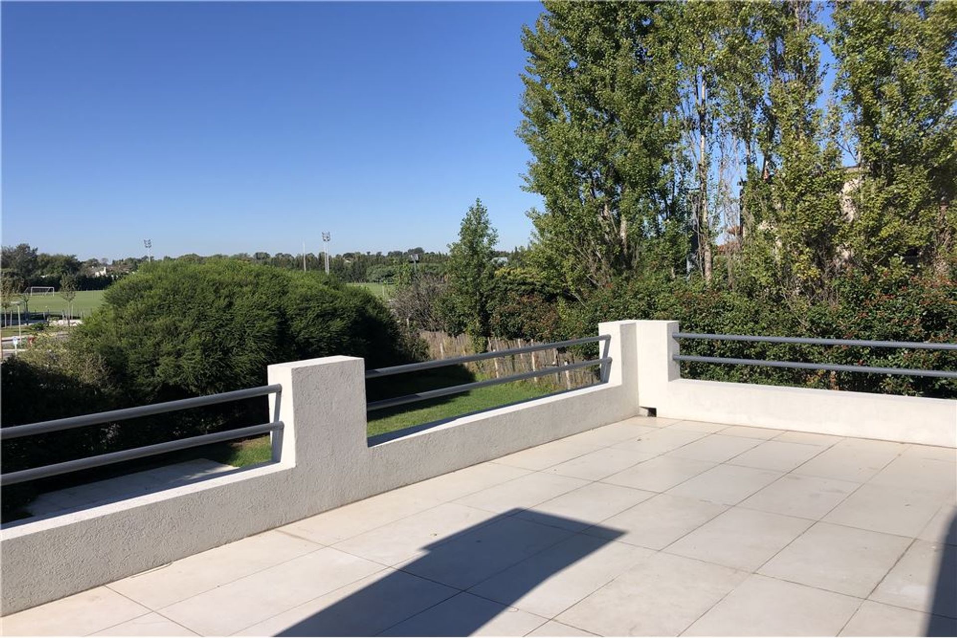 Alquiler Casa 4 Dorm Barrio Greenlands BUENA VISTA