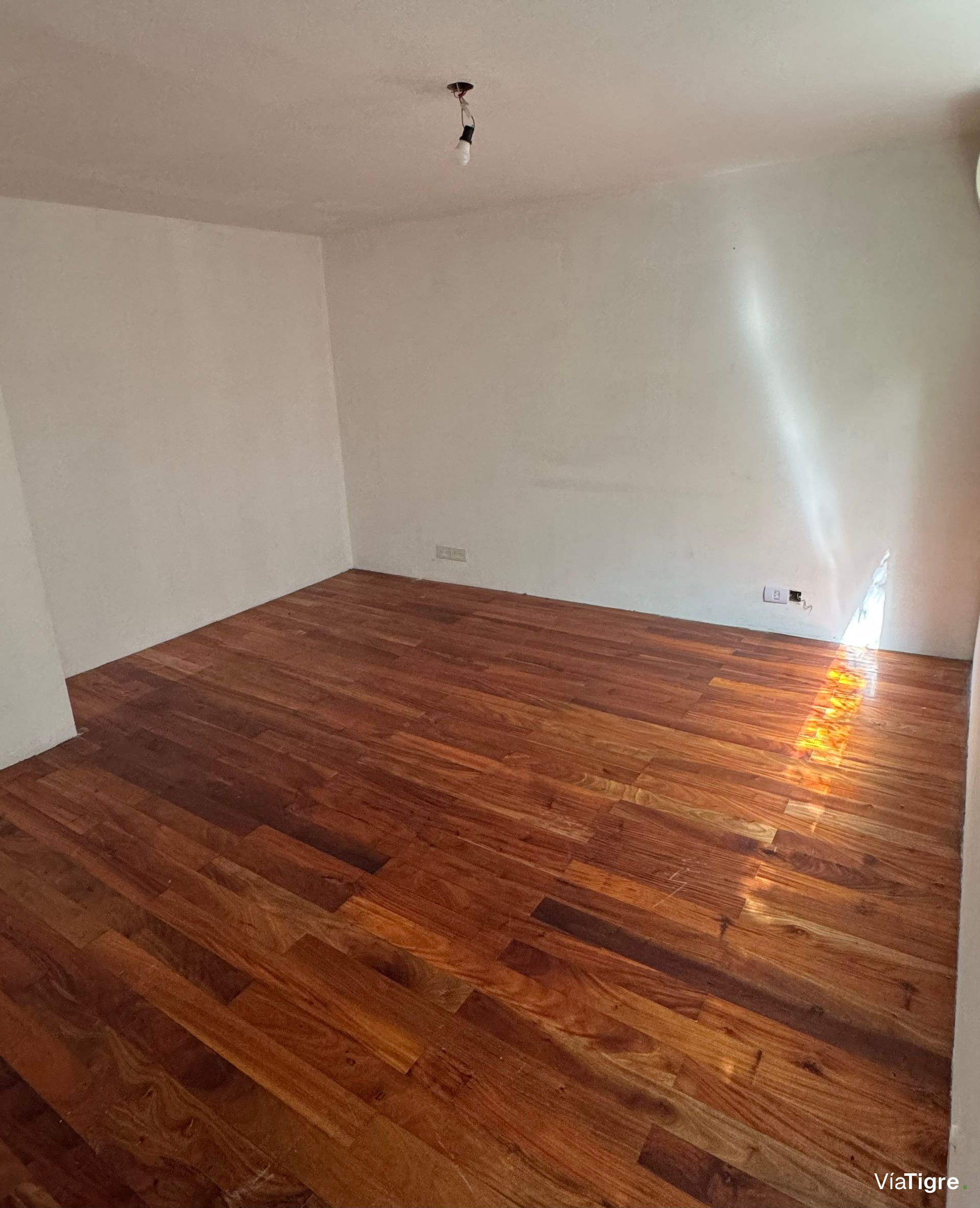 Venta PH 4 ambientes en ACASSUSO sin EXPENSAS