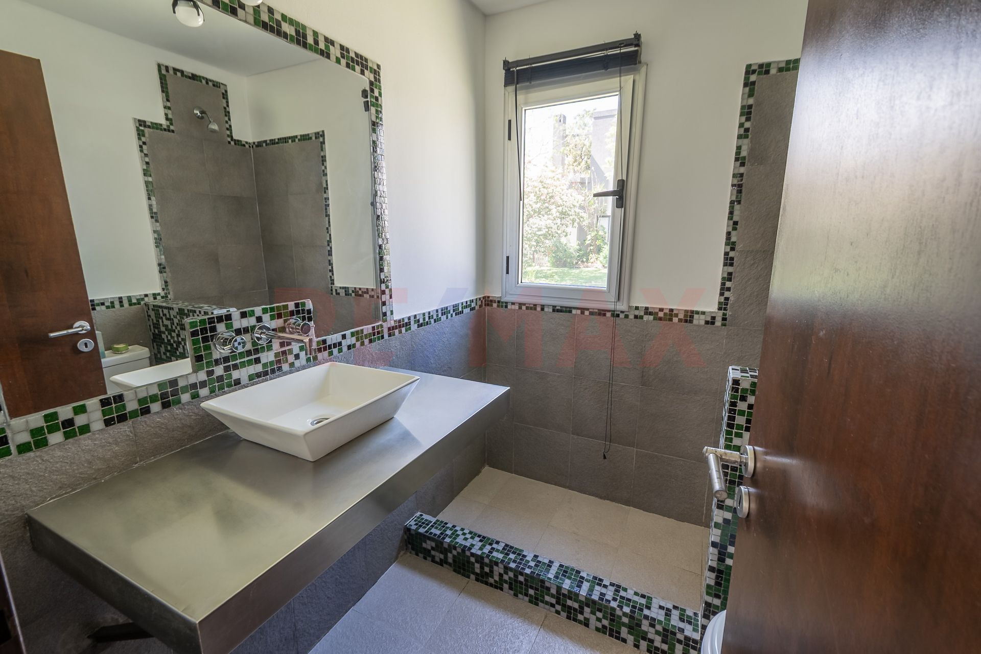 Venta Casa 5 amb. con pileta en Talar del Lago 2