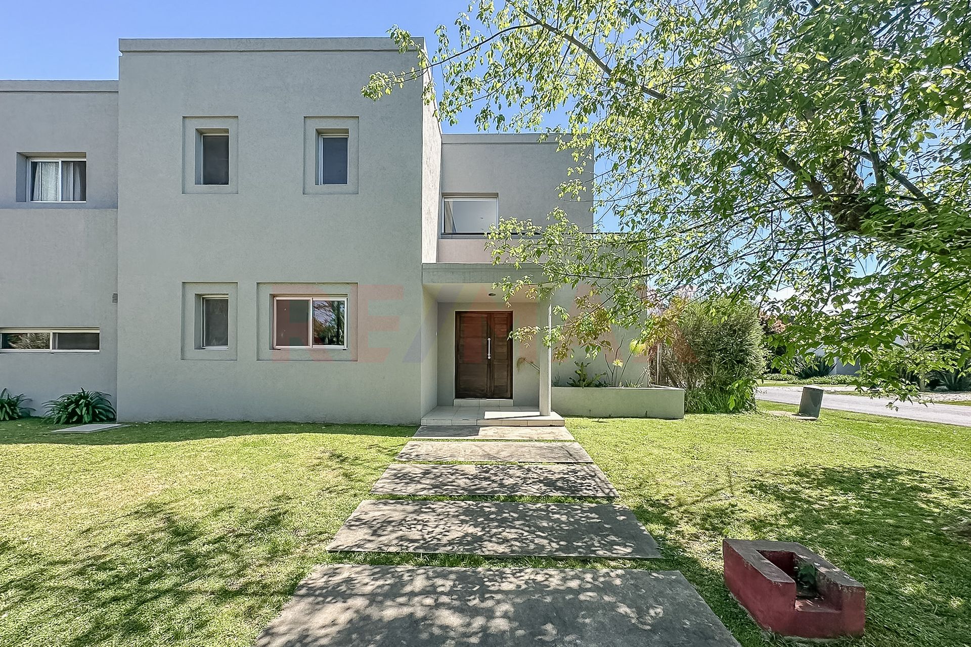 Venta Casa 5 amb. con pileta en Talar del Lago 2
