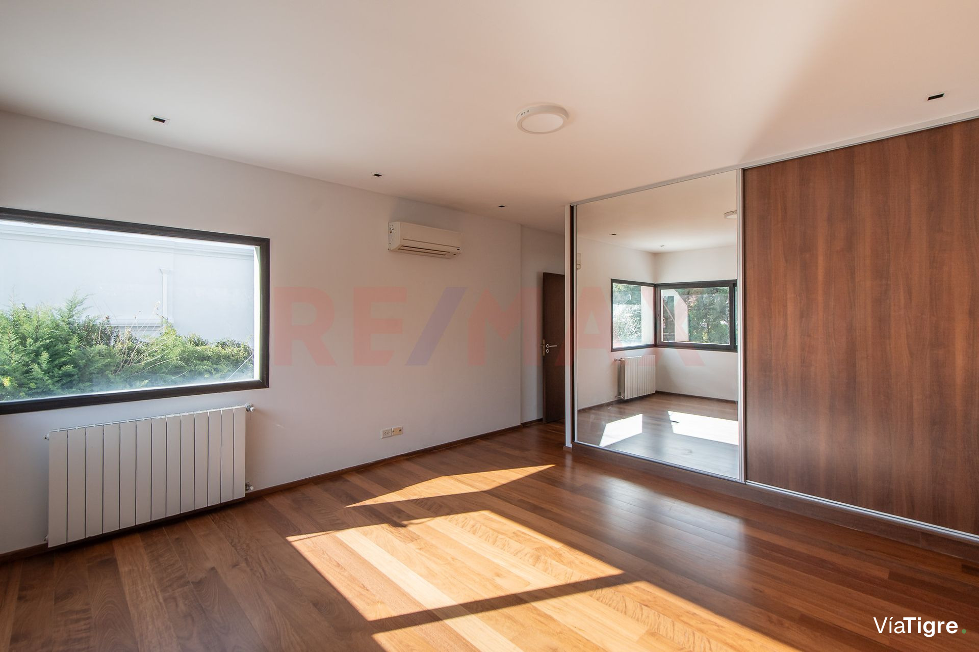 CASA PREMIUM con pileta en Villa Pacheco