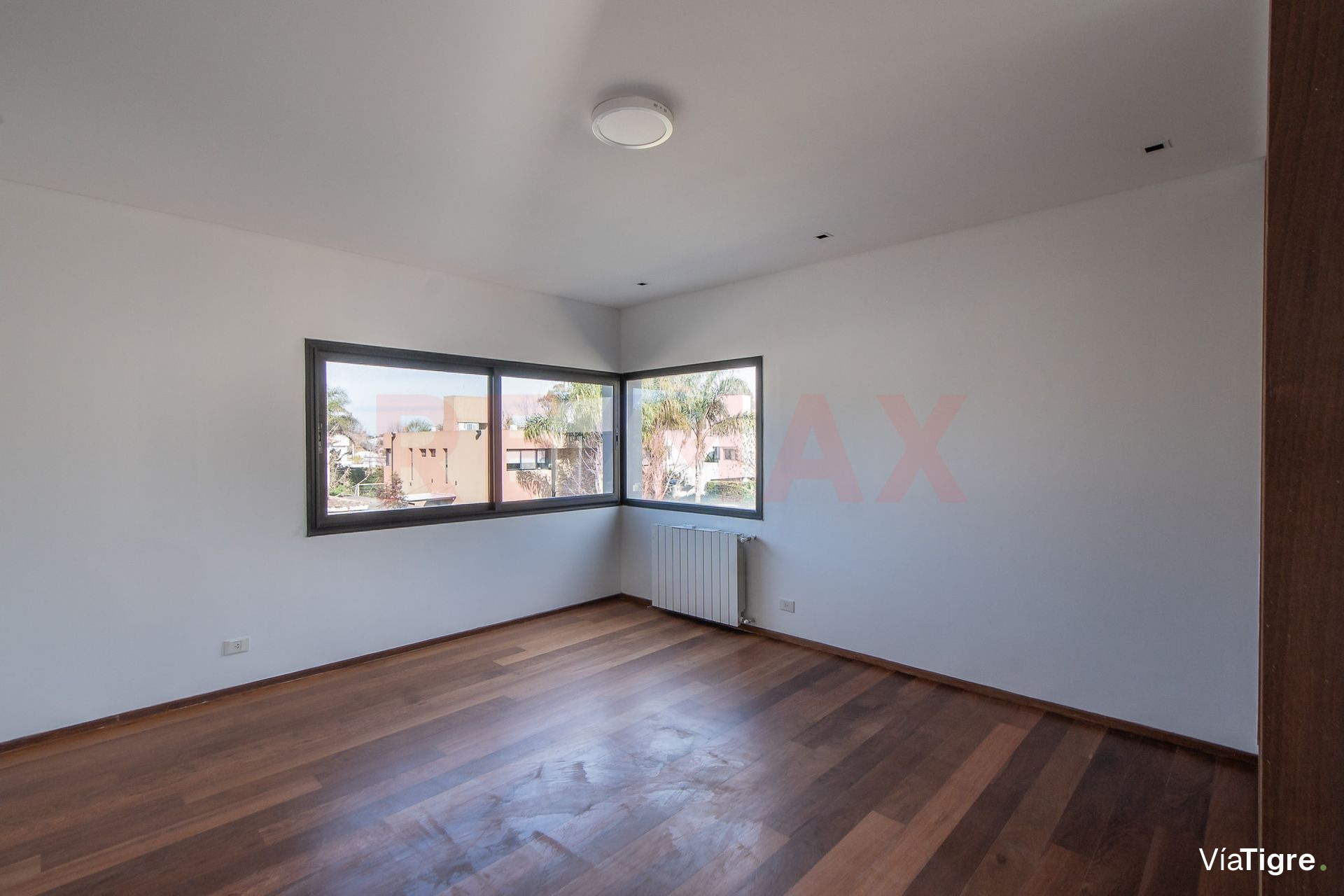 CASA PREMIUM con pileta en Villa Pacheco