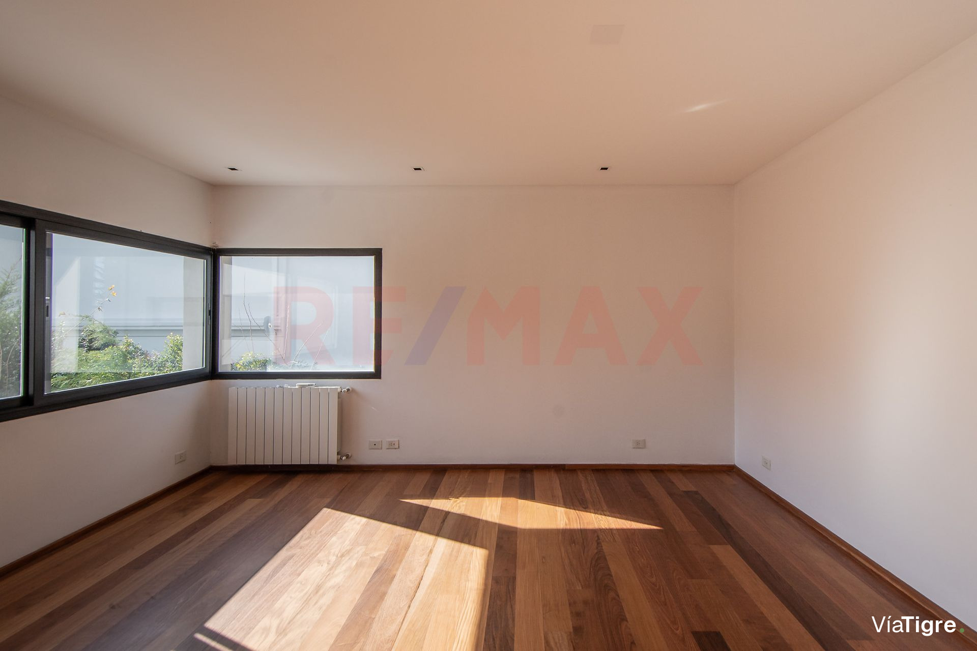 CASA PREMIUM con pileta en Villa Pacheco