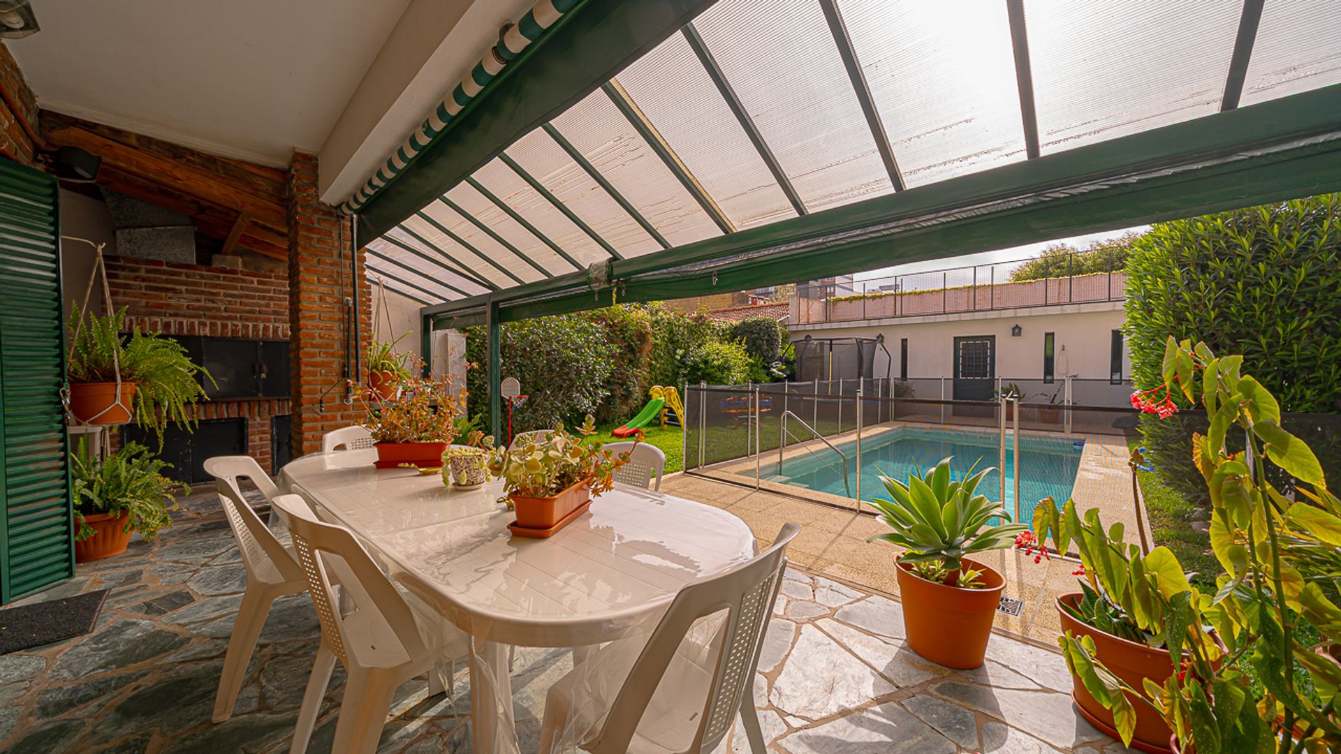 Venta Casa Olivos Centro 5 Ambientes