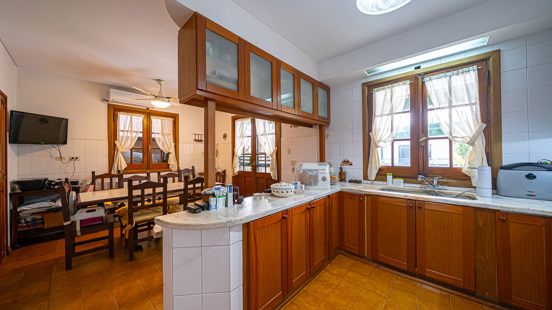 Venta Casa Olivos Centro 5 Ambientes