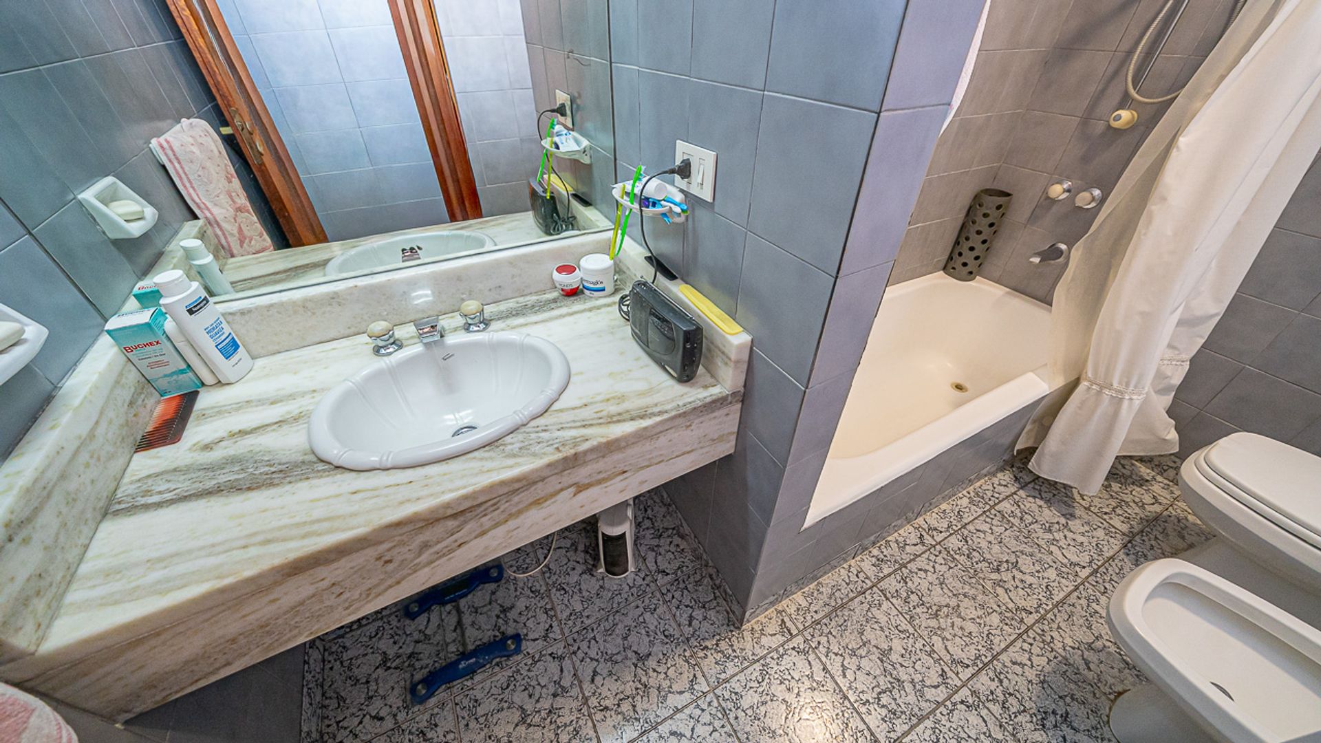 Venta Casa Olivos Centro 5 Ambientes