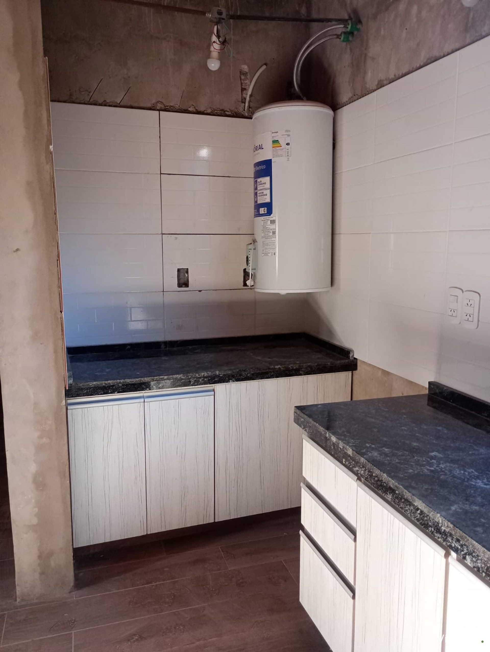 Casa 2 Amb en lote propio en Boulogne a terminar.