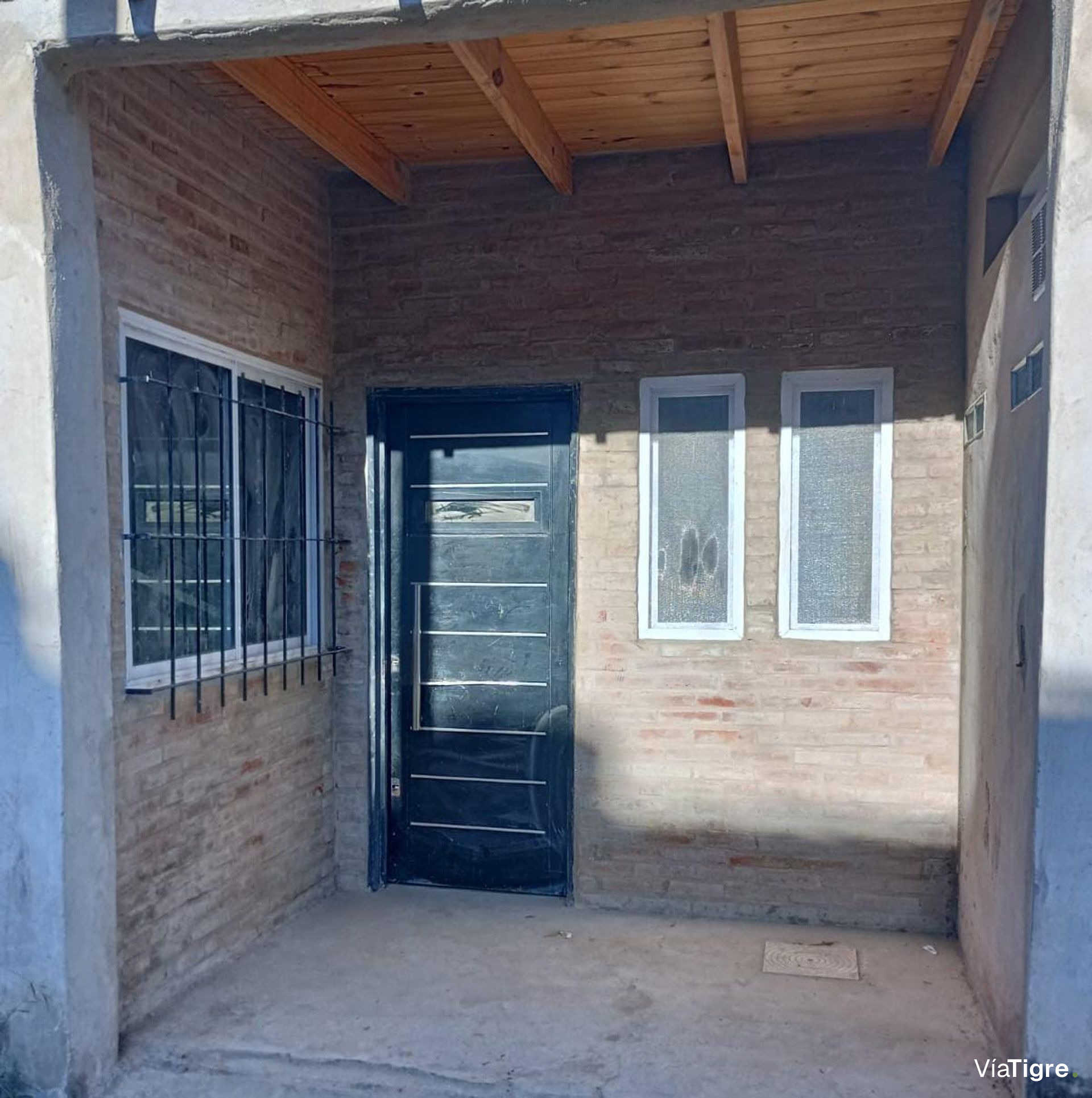 Casa 2 Amb en lote propio en Boulogne a terminar.