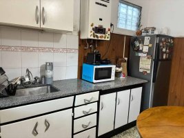 Venta Casa 3 Ambientes Y Dpto En Fondo Victoria