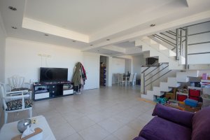 Venta Duplex 3 amb c/balcon/parrilla/coch, Florida