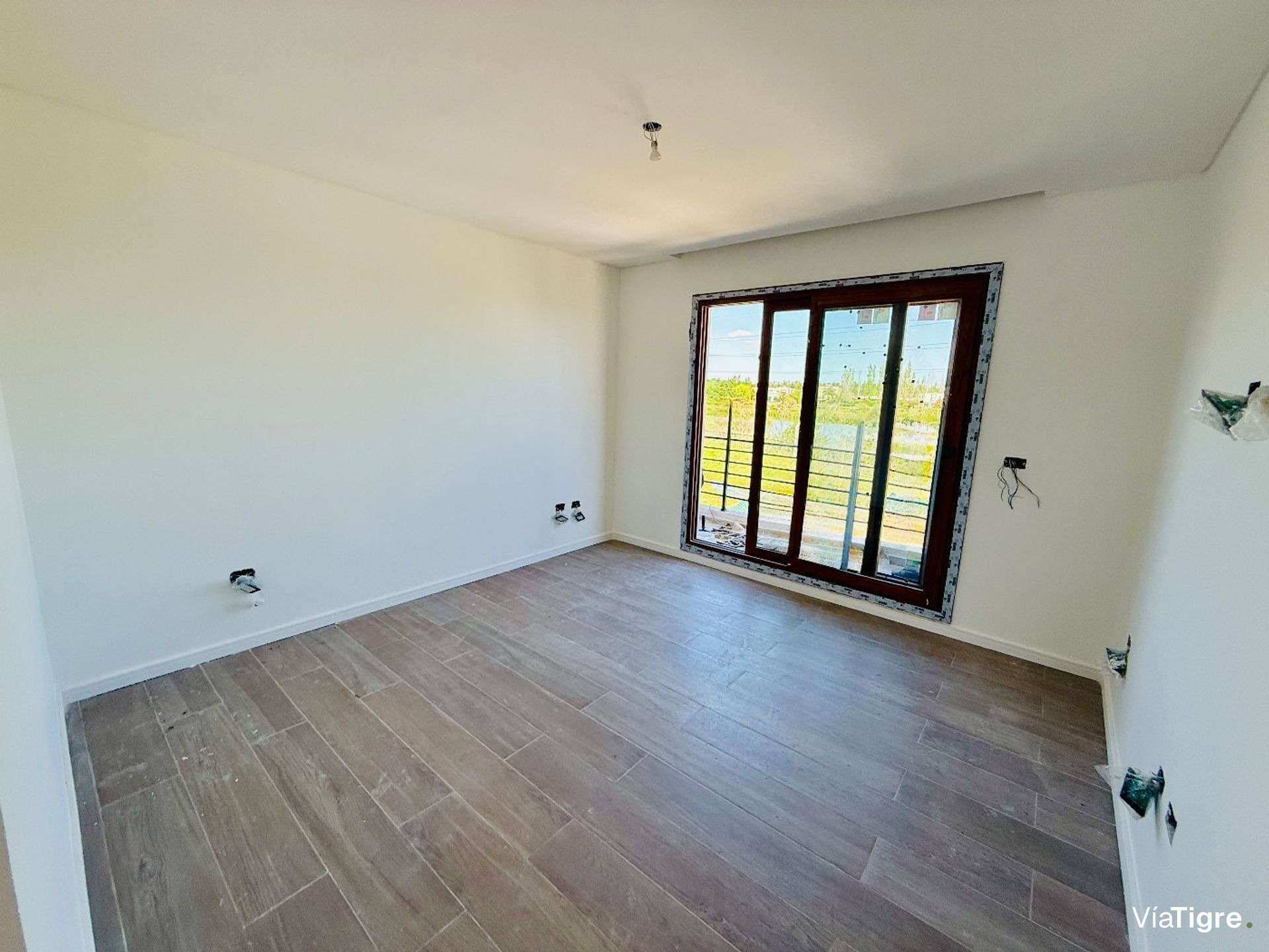 Venta depart duplex en San Isidro Central PERMUTA