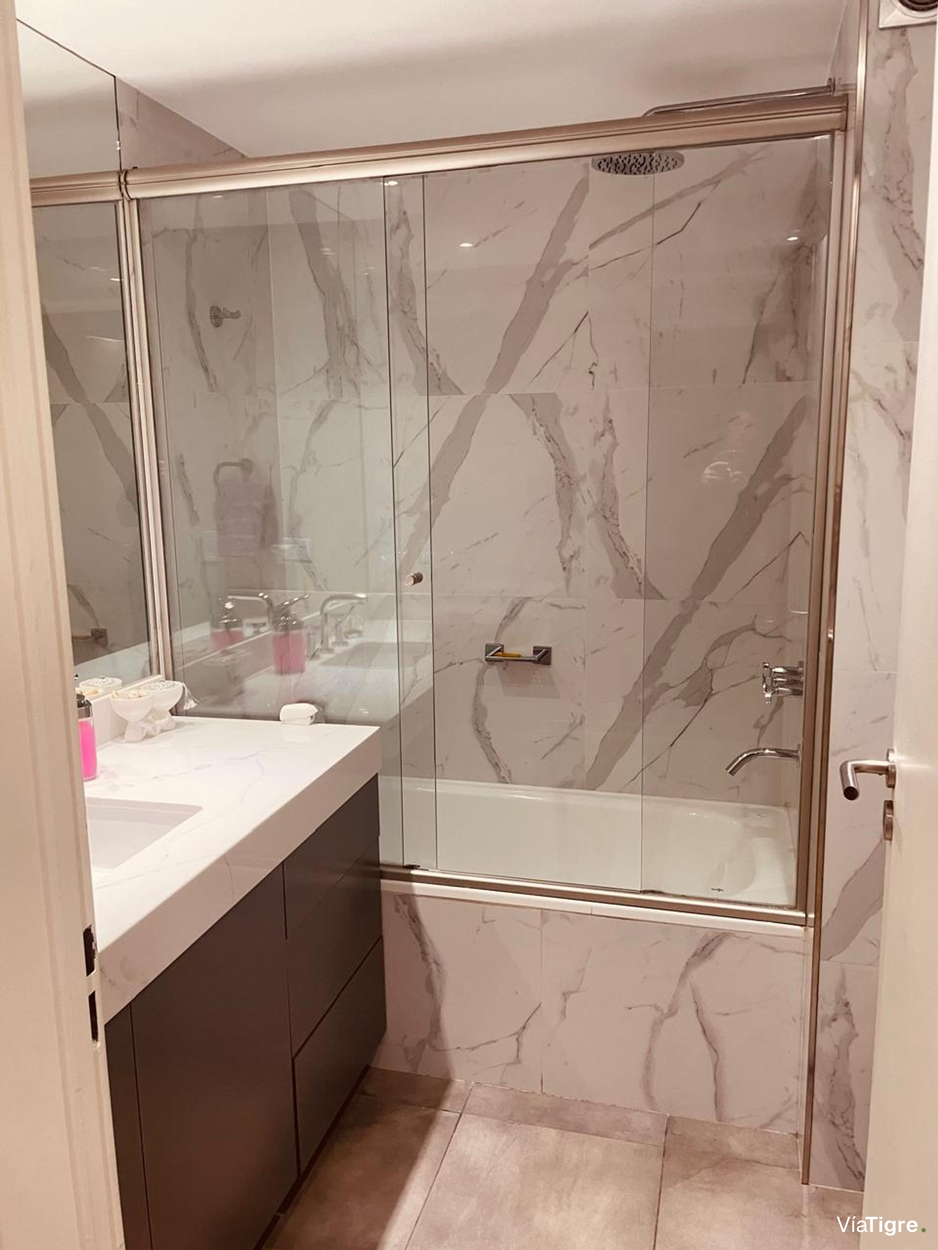 Venta depart duplex en San Isidro Central PERMUTA