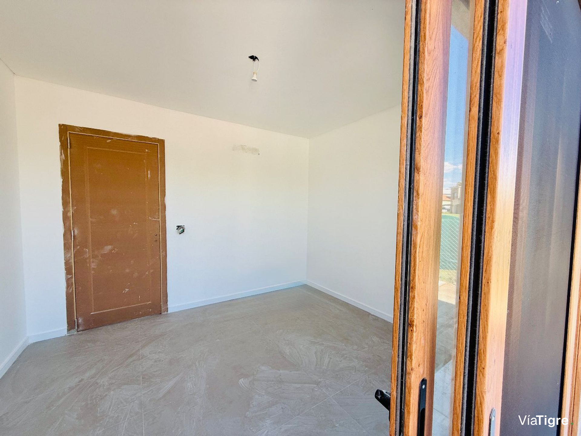 Venta depart duplex en San Isidro Central PERMUTA