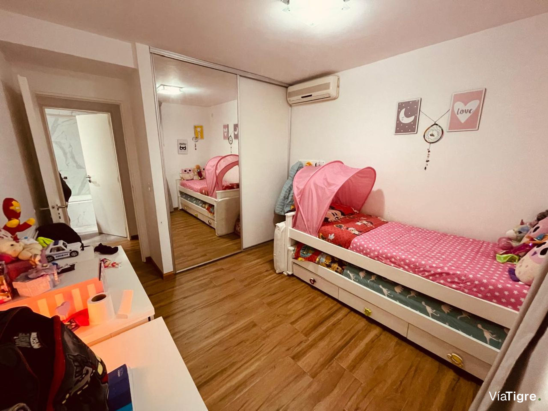 Venta depart duplex en San Isidro Central PERMUTA
