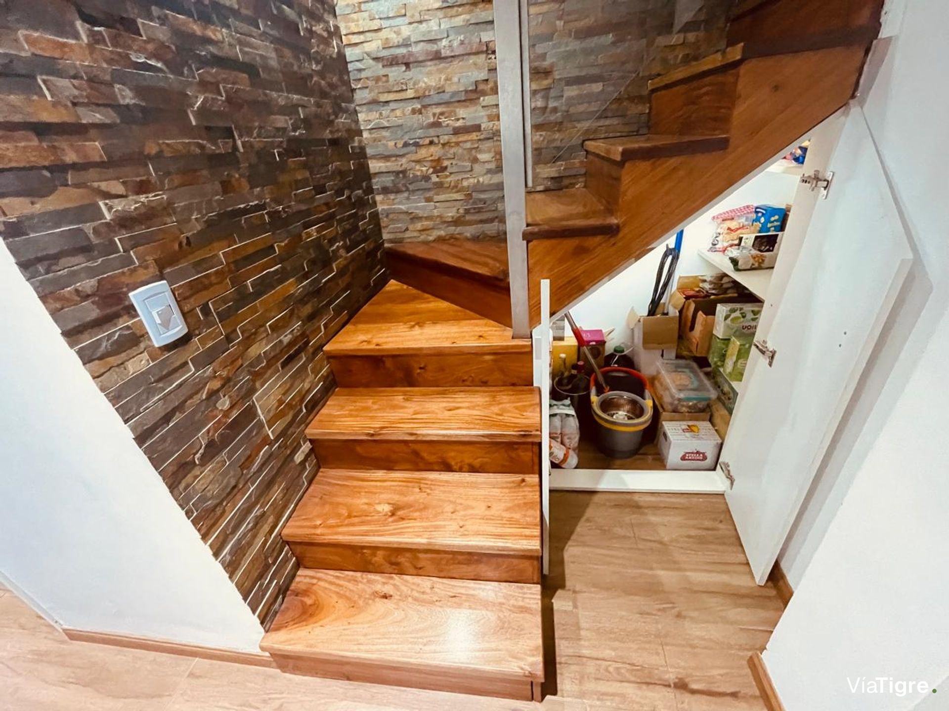 Venta depart duplex en San Isidro Central PERMUTA