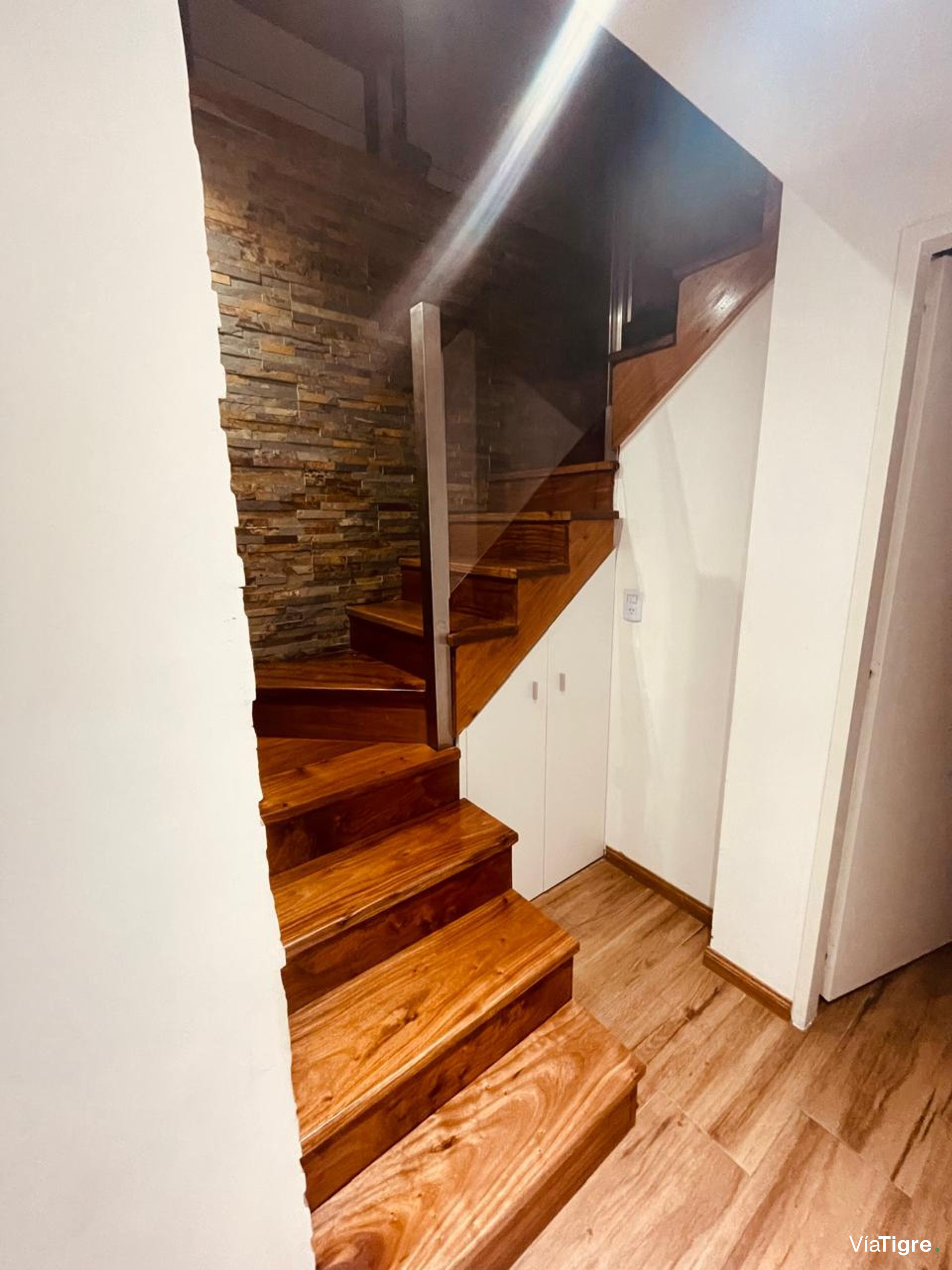 Venta depart duplex en San Isidro Central PERMUTA