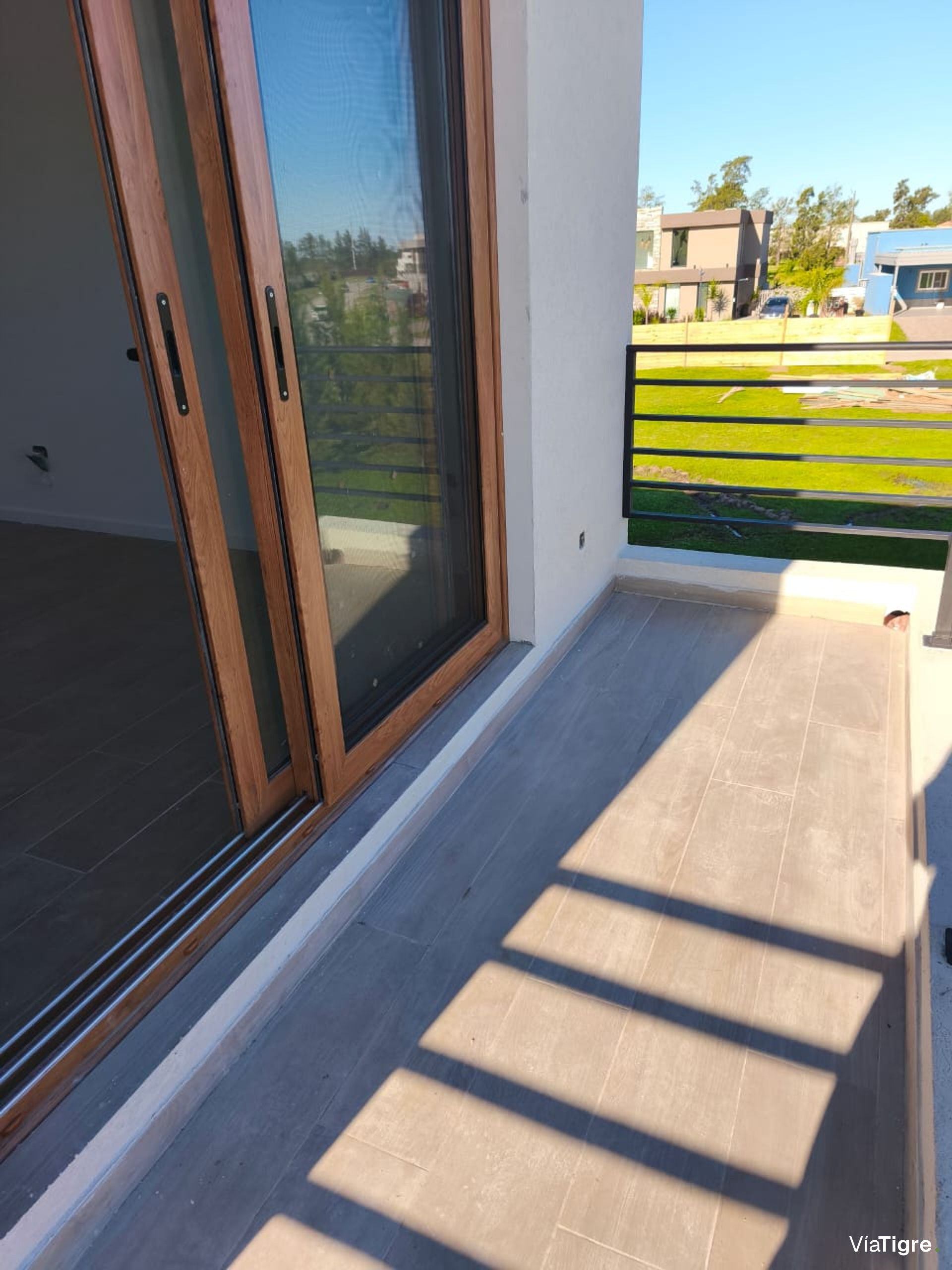 Venta depart duplex en San Isidro Central PERMUTA