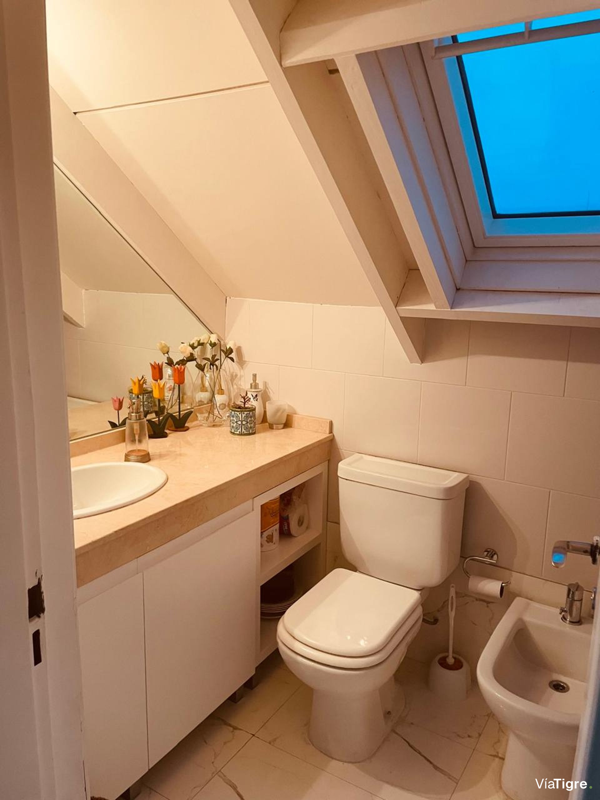 Venta depart duplex en San Isidro Central PERMUTA