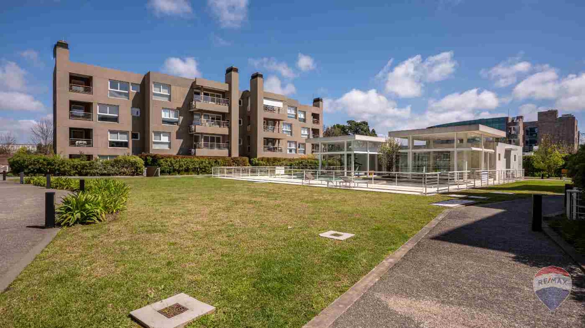 Sale of 5-room Florida Apartment