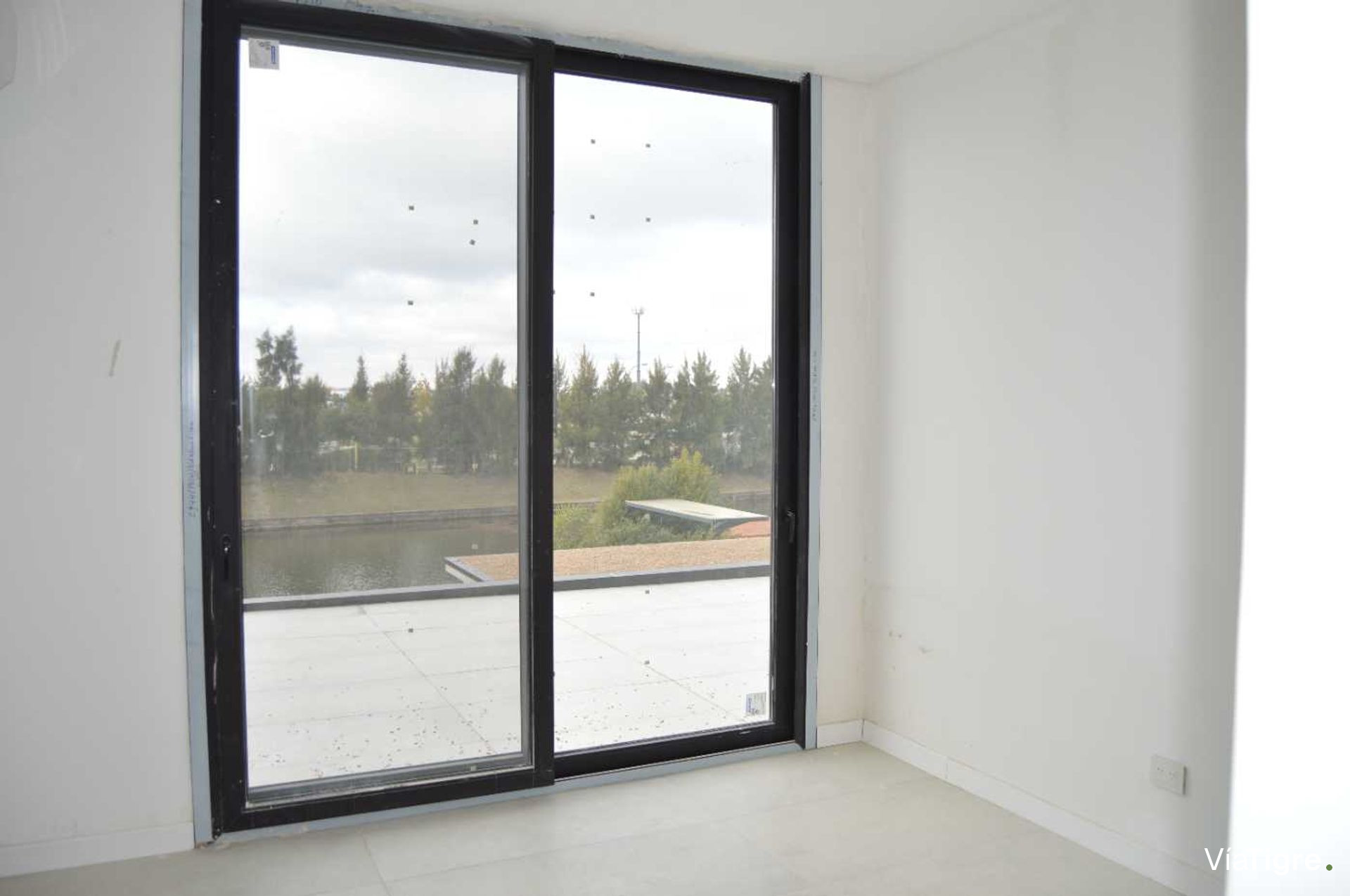 VENTA Casa 6 amb c/pileta y muelle - Delta - Tigre
