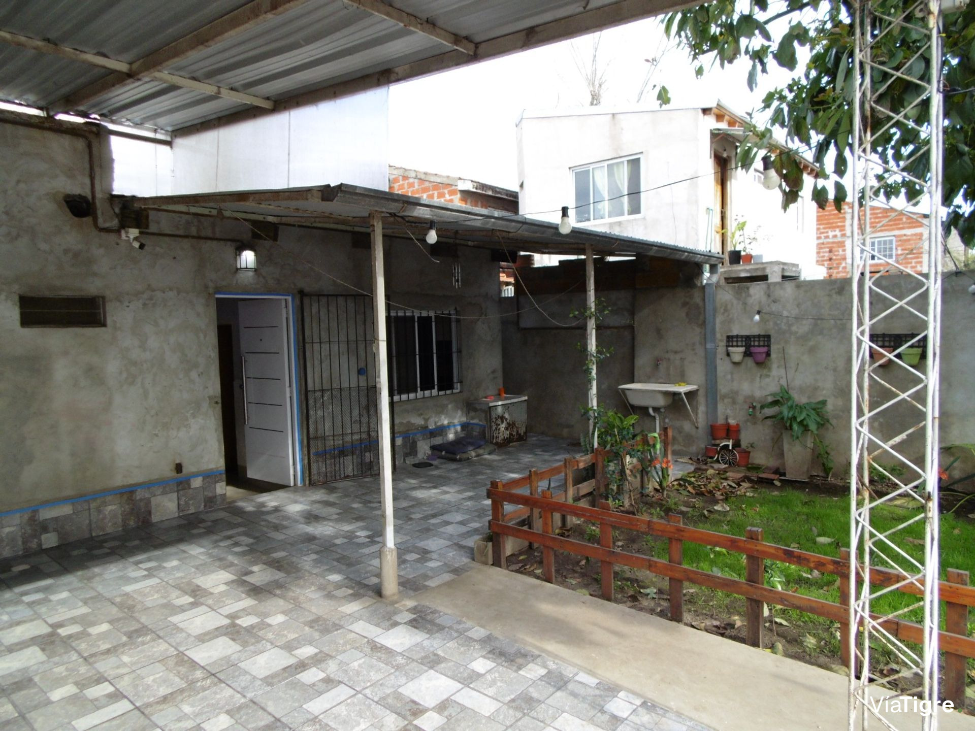 Dep. Torre 4 Ambientes con Cochera y Baulera