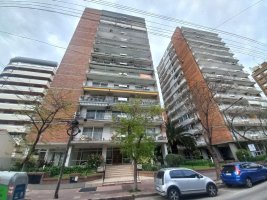 Dep. Torre 4 Ambientes con Cochera y Baulera